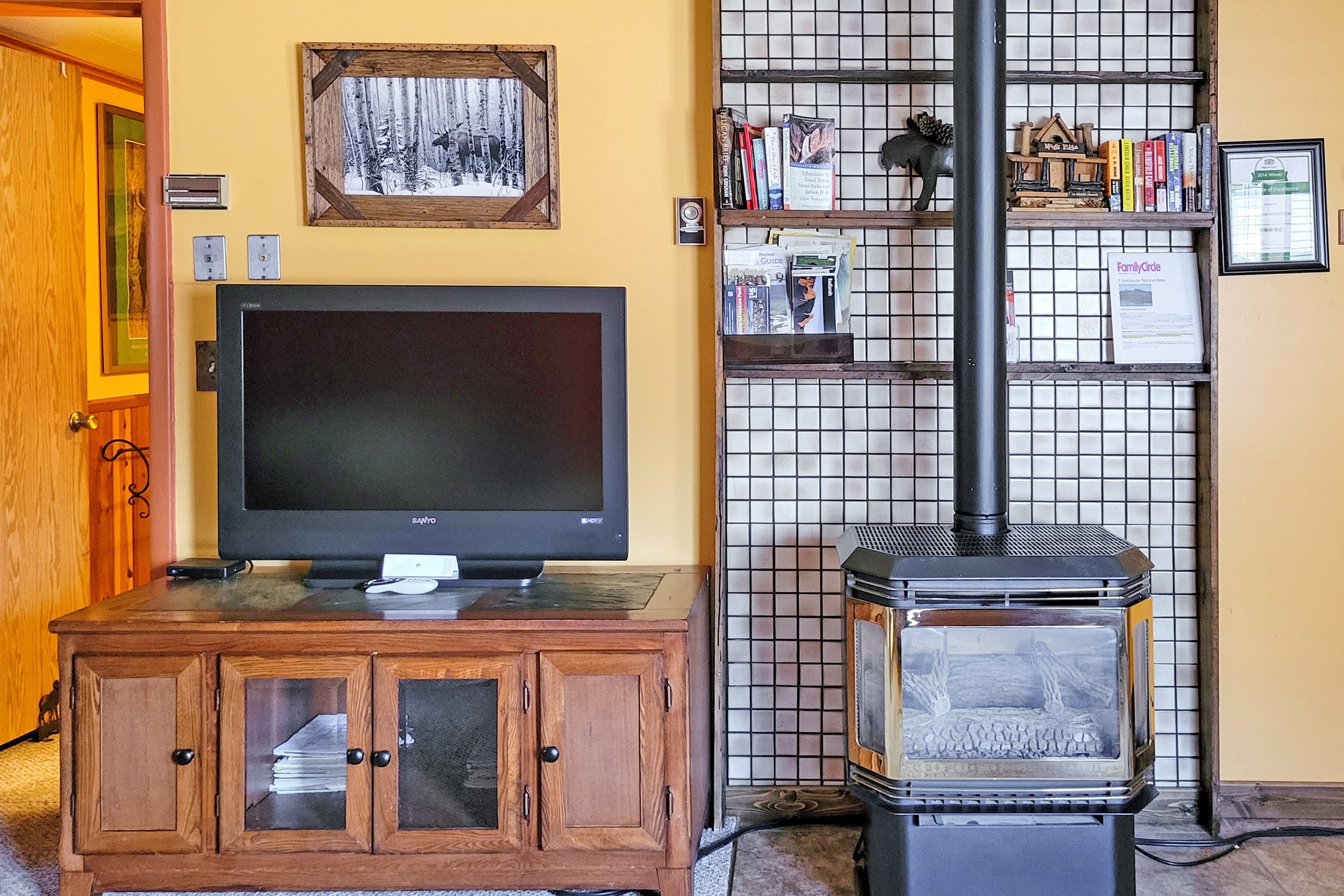 Living Room | 2 Full Futons