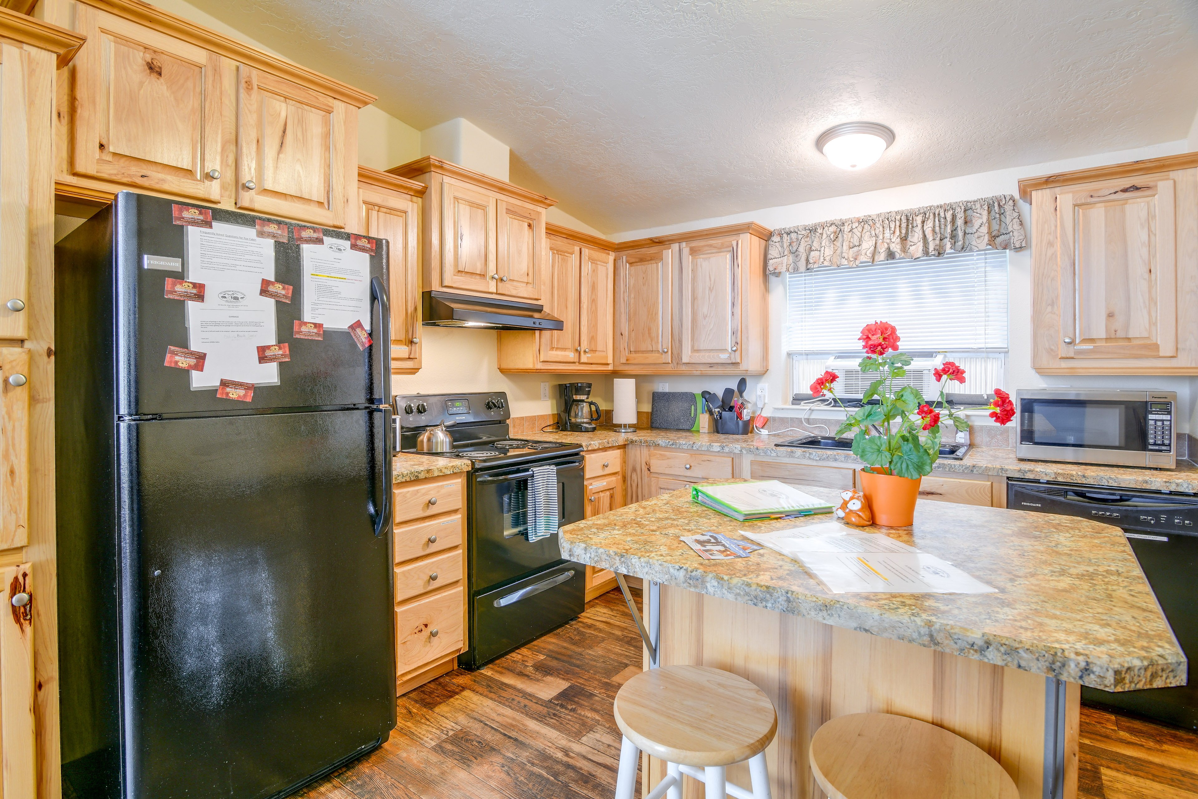 Kitchen | Dishwasher | Toaster