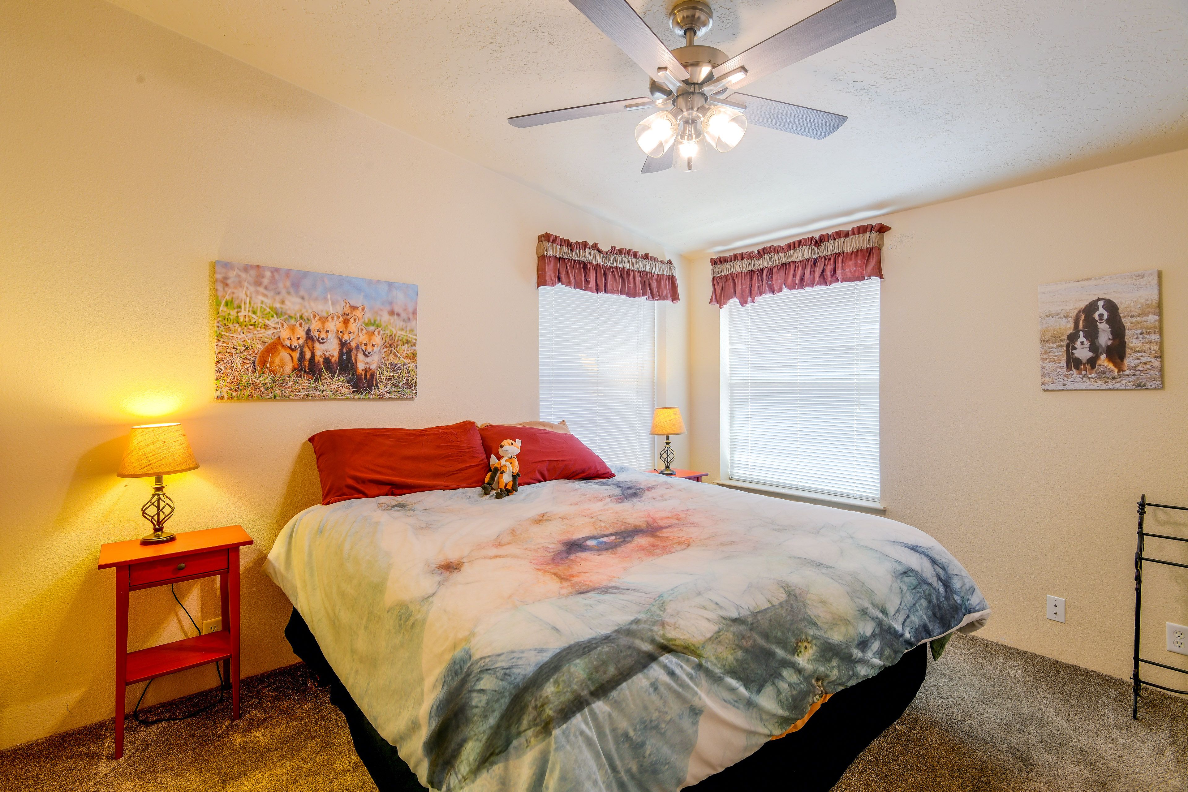 Bedroom 1 | King Bed