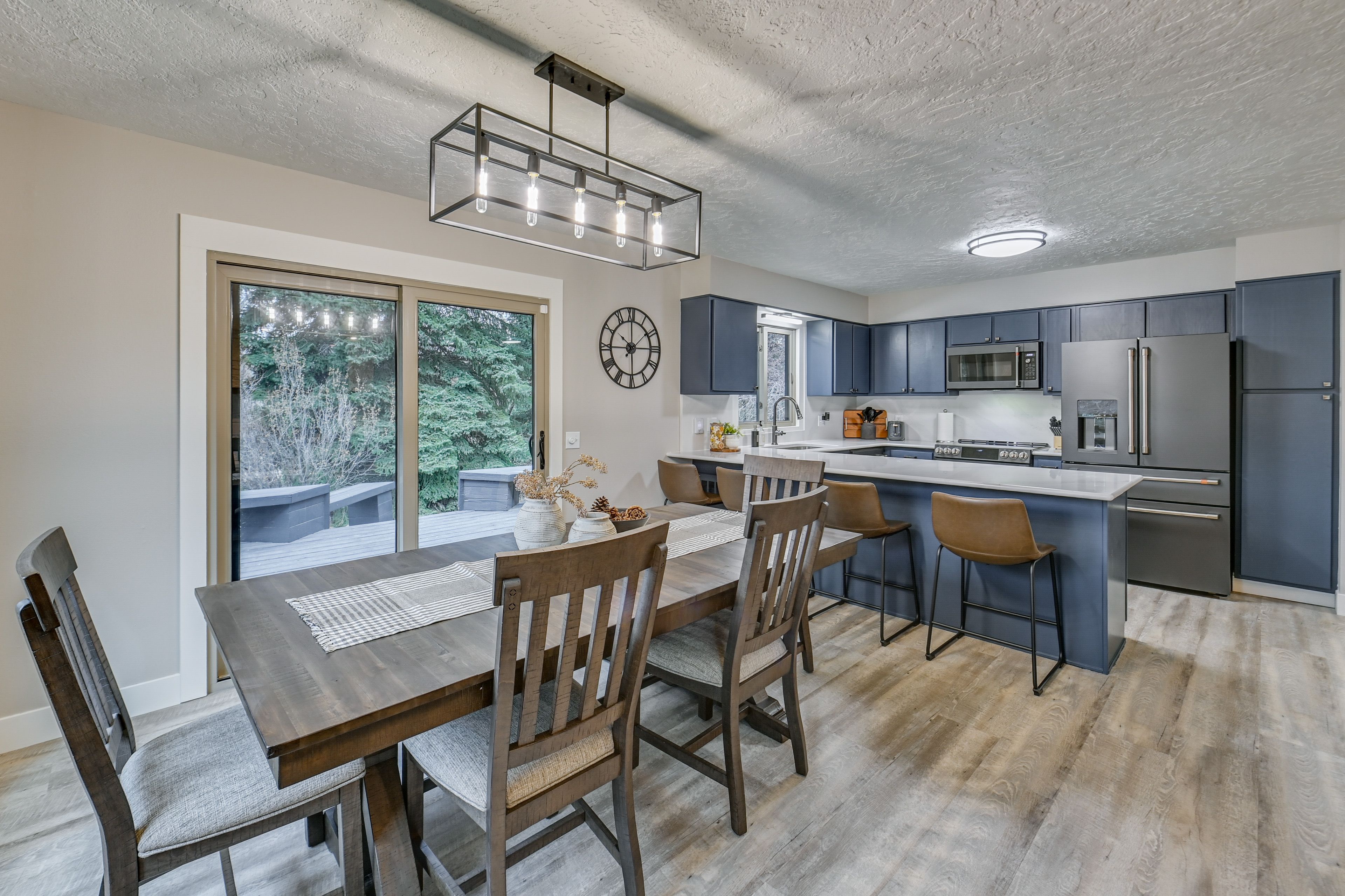 Dining Area | Main Floor
