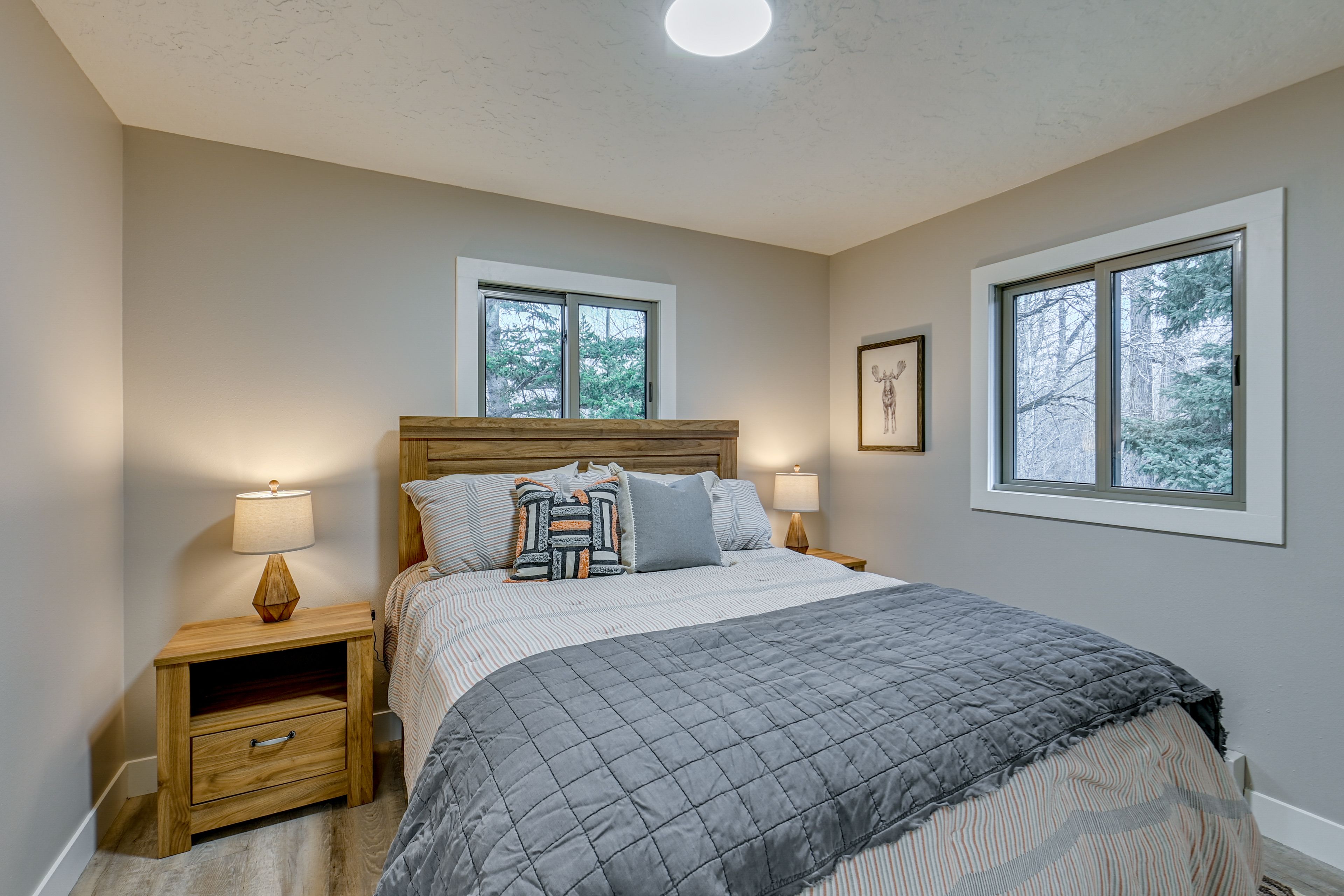 Bedroom 3 | Queen Bed | Main Floor