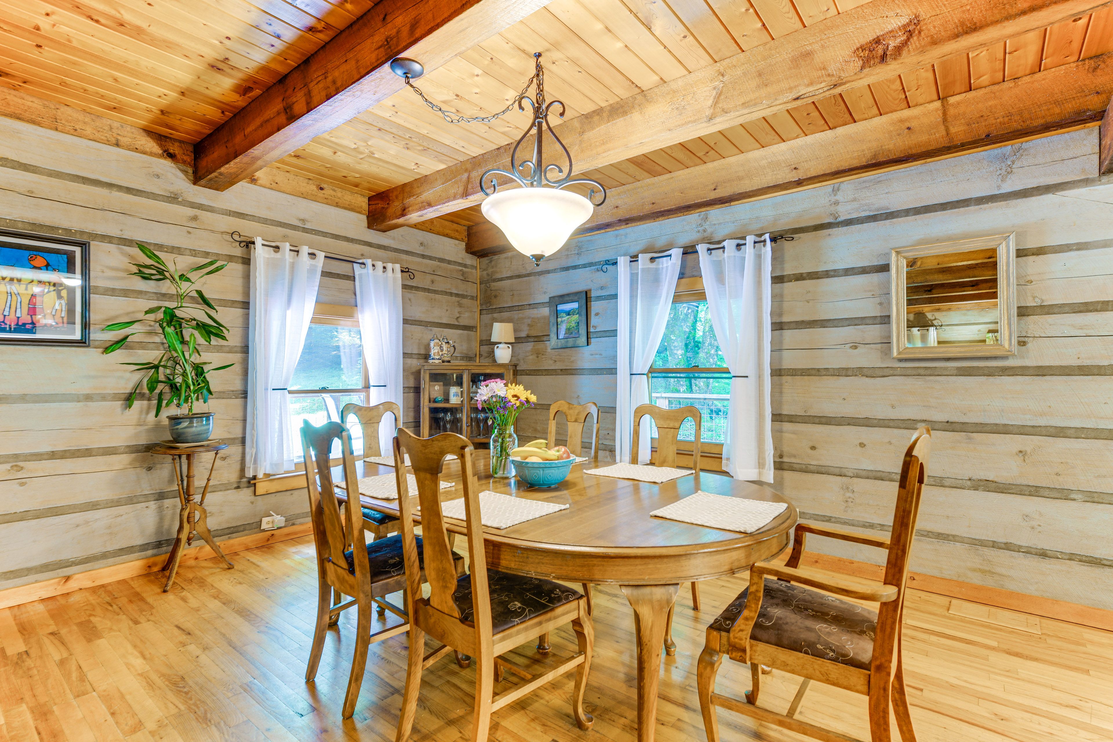 Dining Area | 1st Floor
