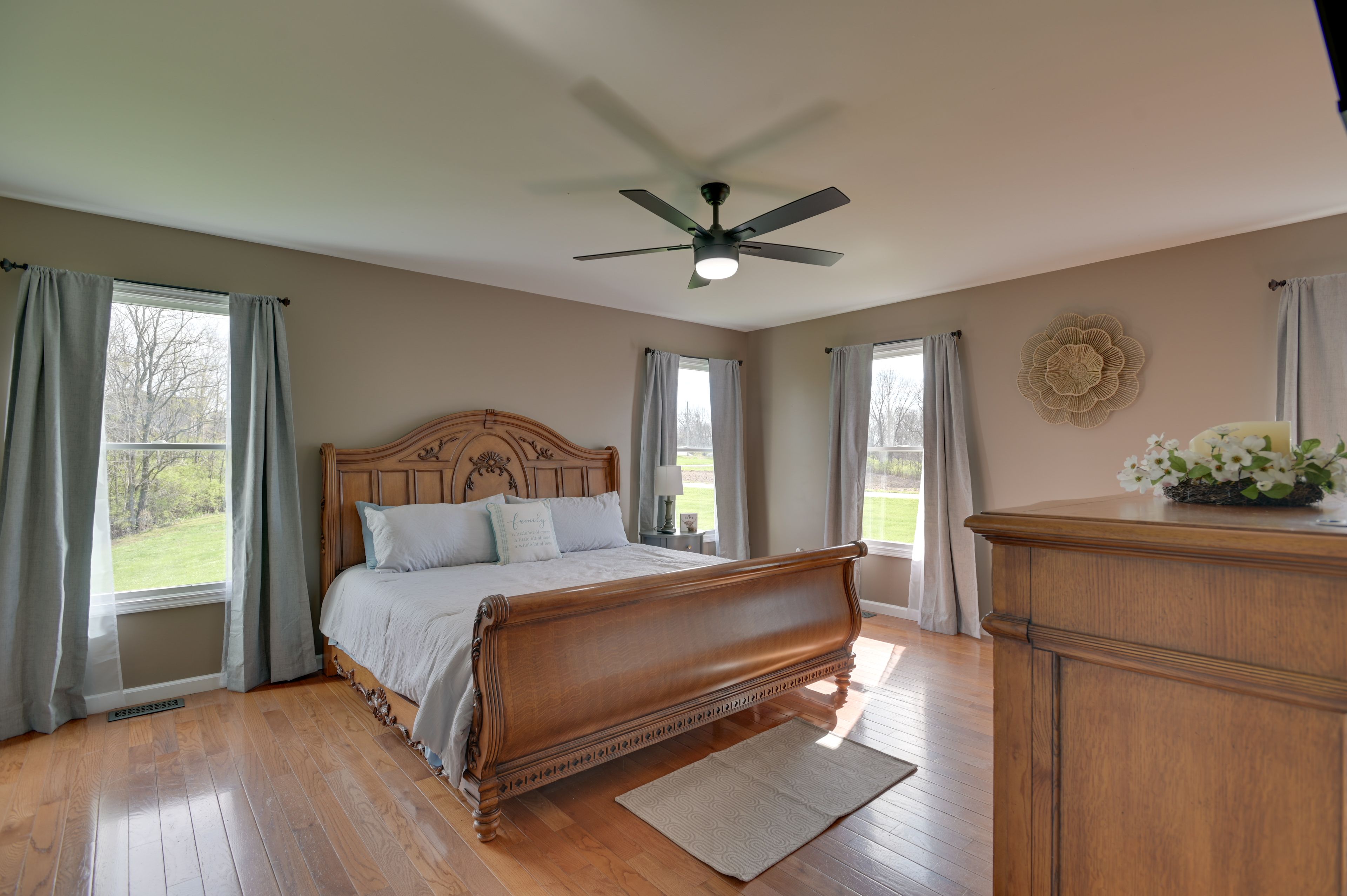 Bedroom 1 | 1st Floor | King Bed