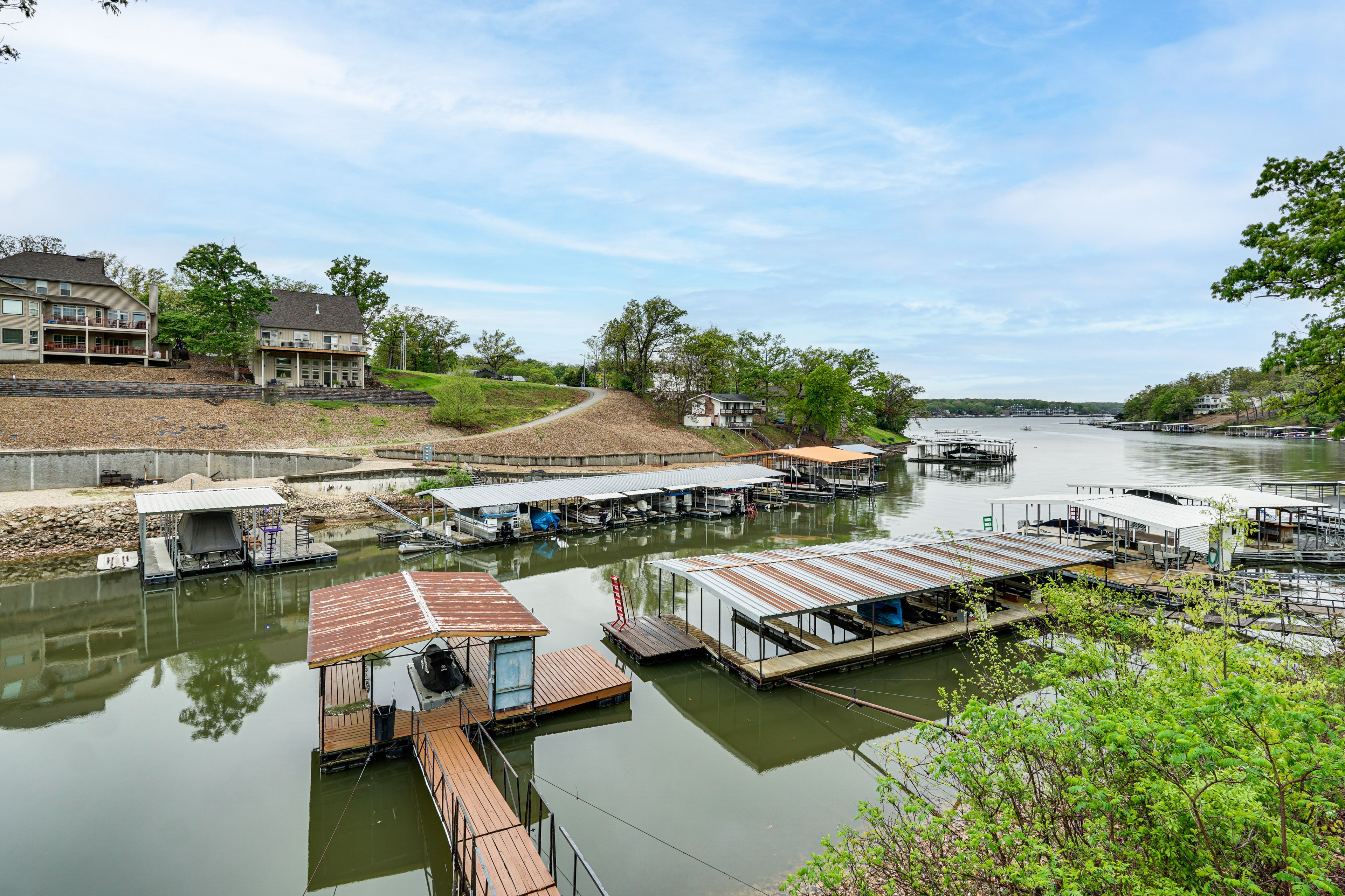 Osage Beach Vacation Rental | 2BR | 1.5BA |  949 Sq Ft