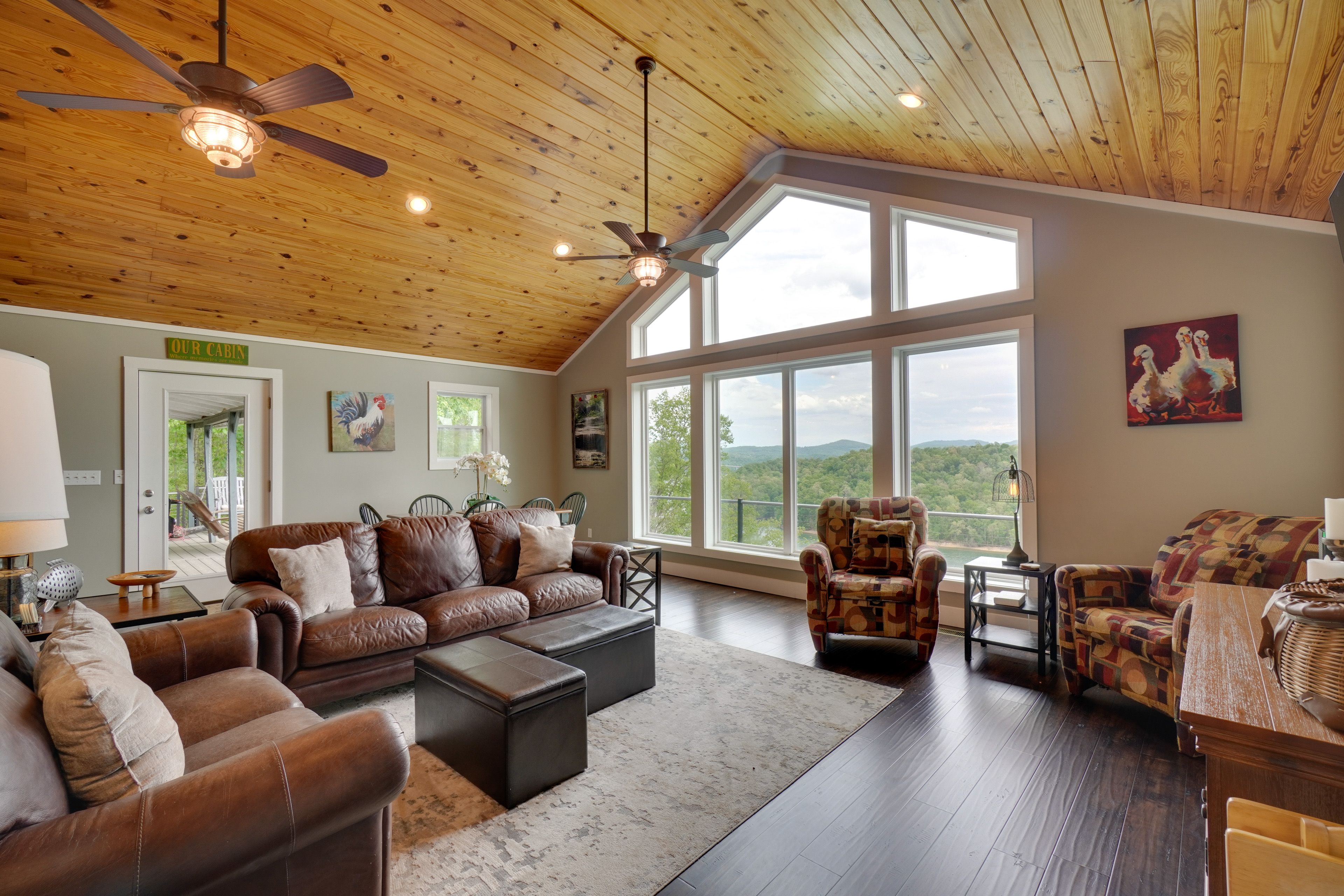 Living Room | Queen Sleeper Sofa | Main Level