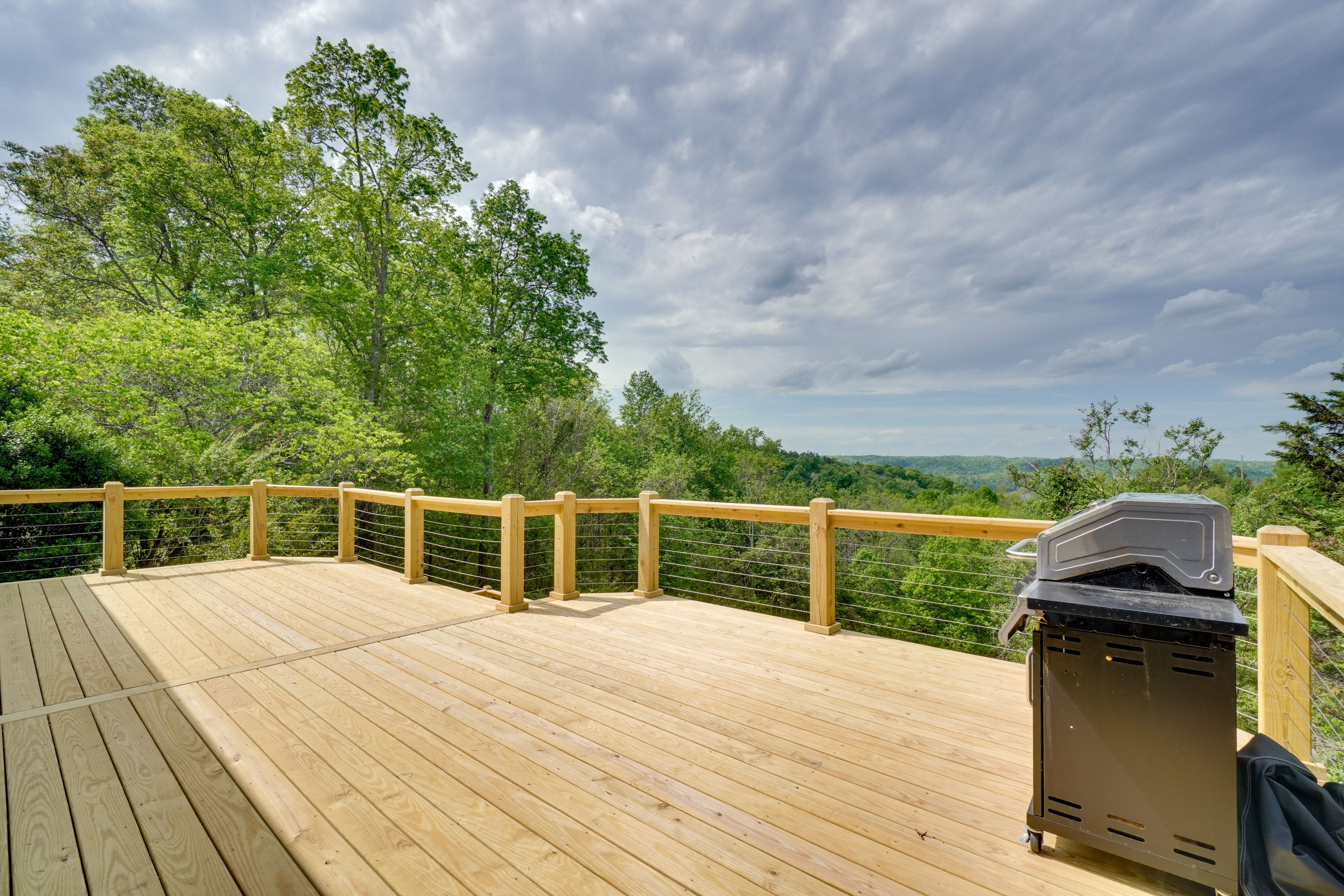 Byrdstown Vacation Rental | 4BR | 3BA | 2,112 Sq Ft