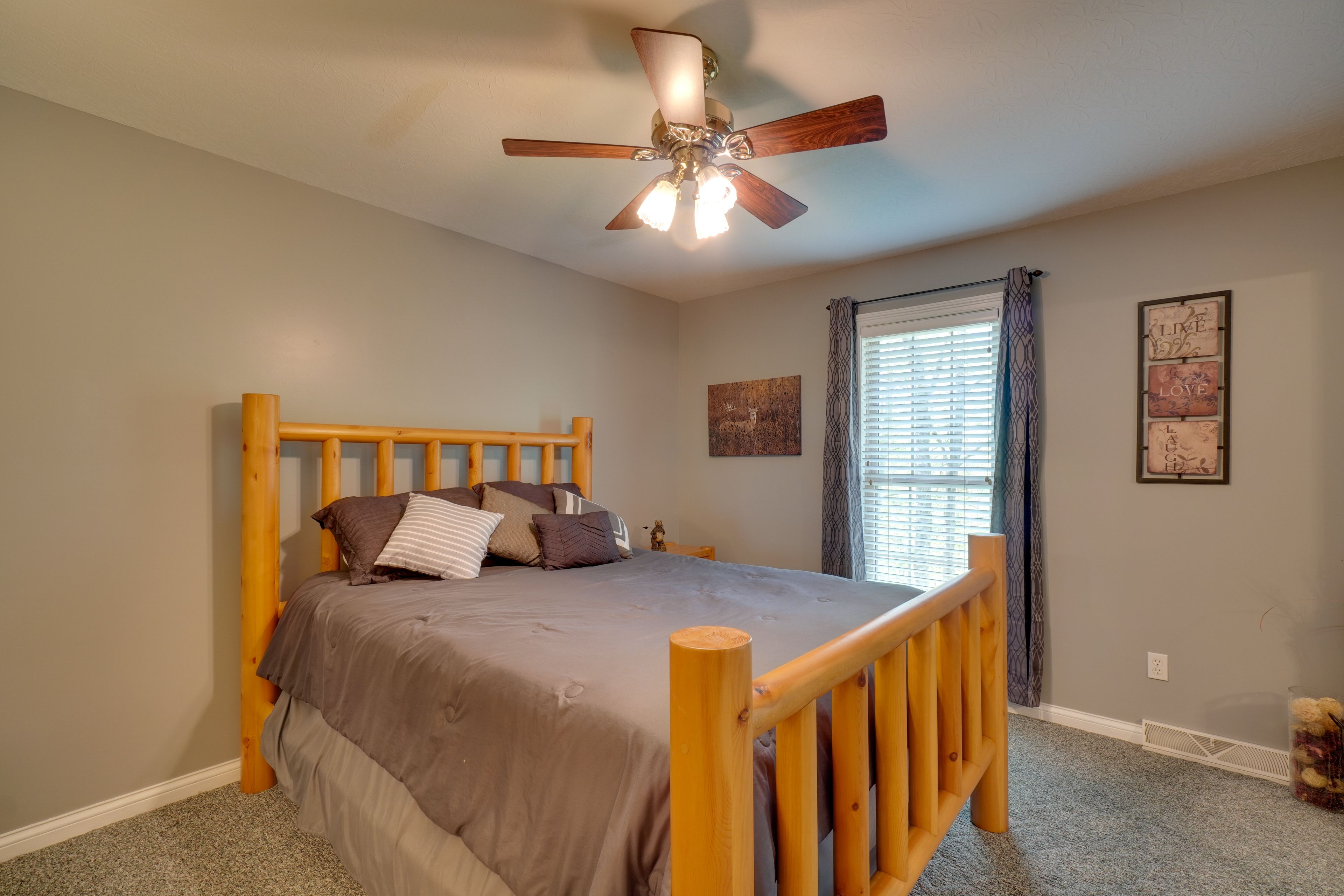 Bedroom 2 | Queen Bed | Main Level