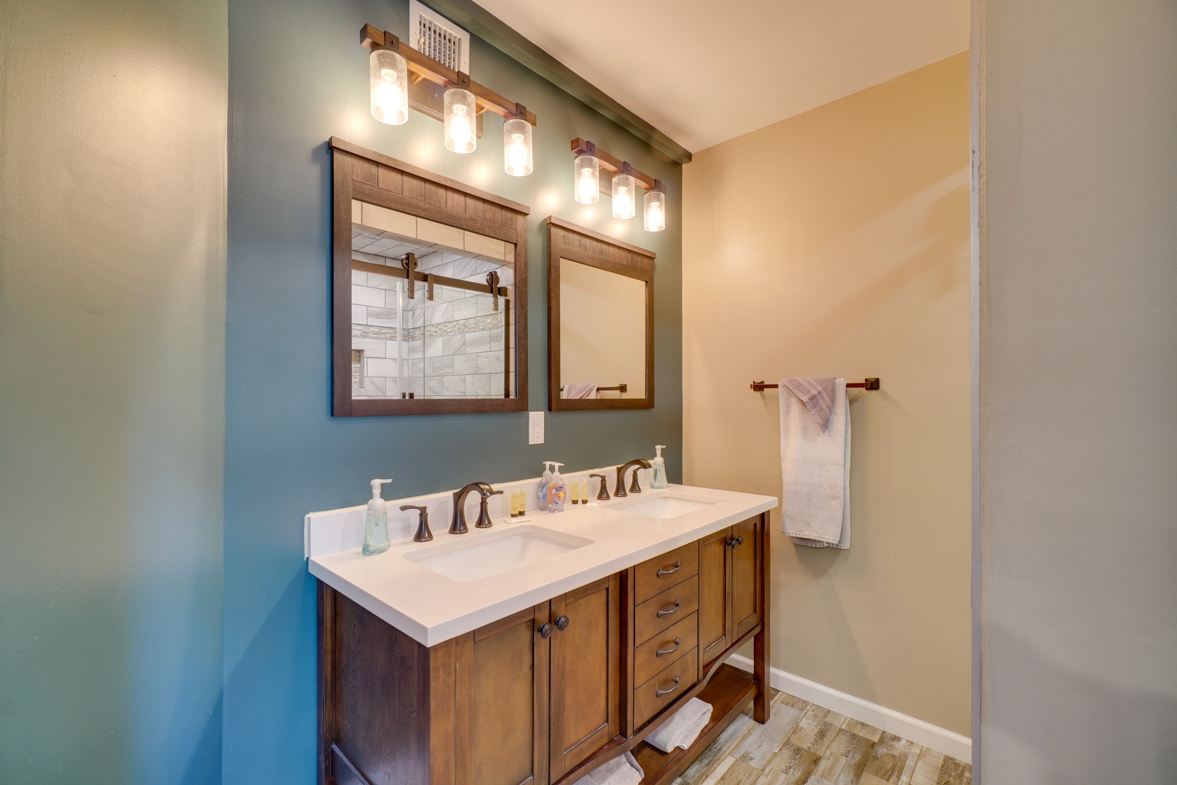 Full Bathroom | Lower Level