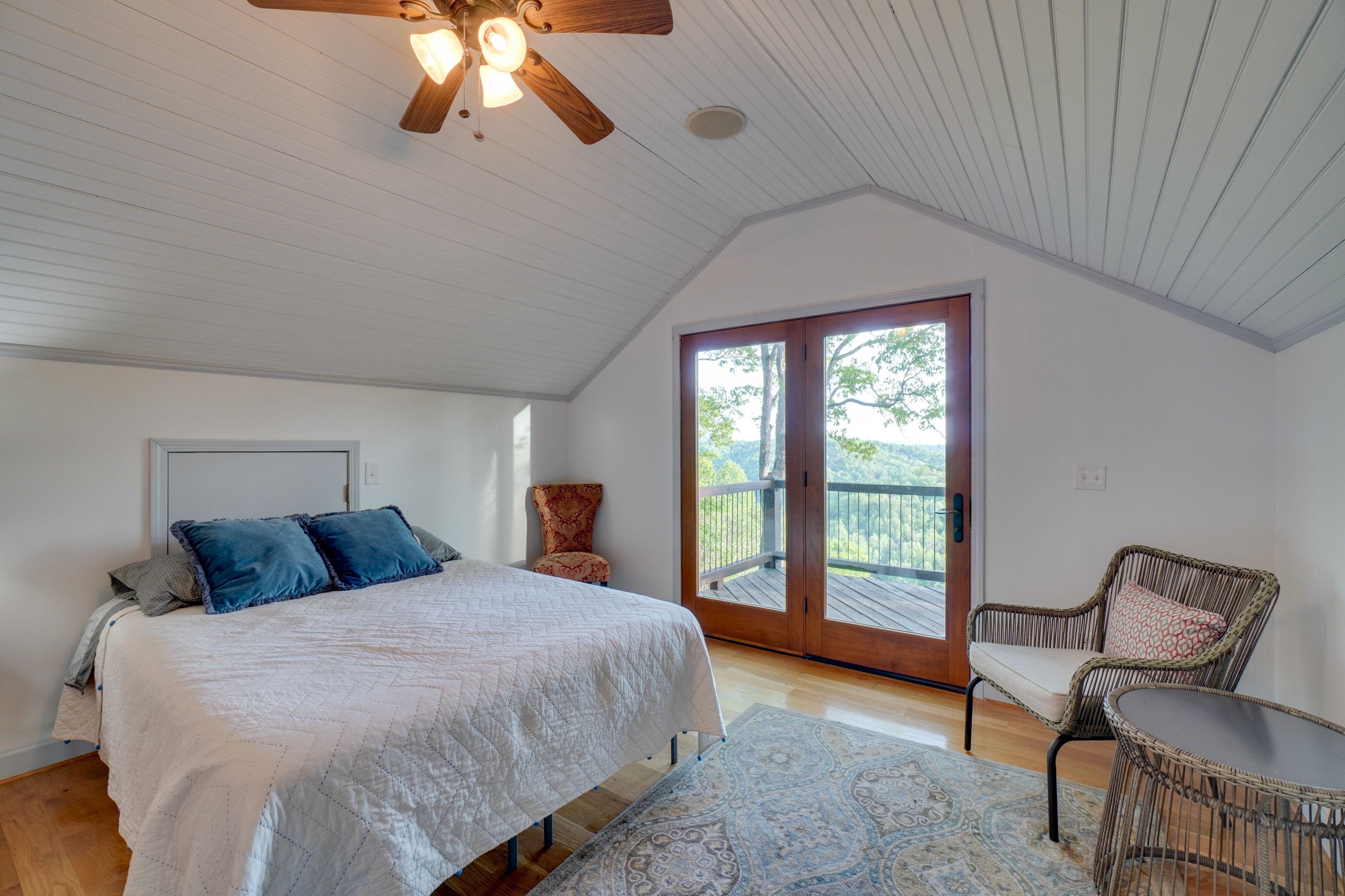 Bedroom 2 | Queen Bed | 2nd Floor