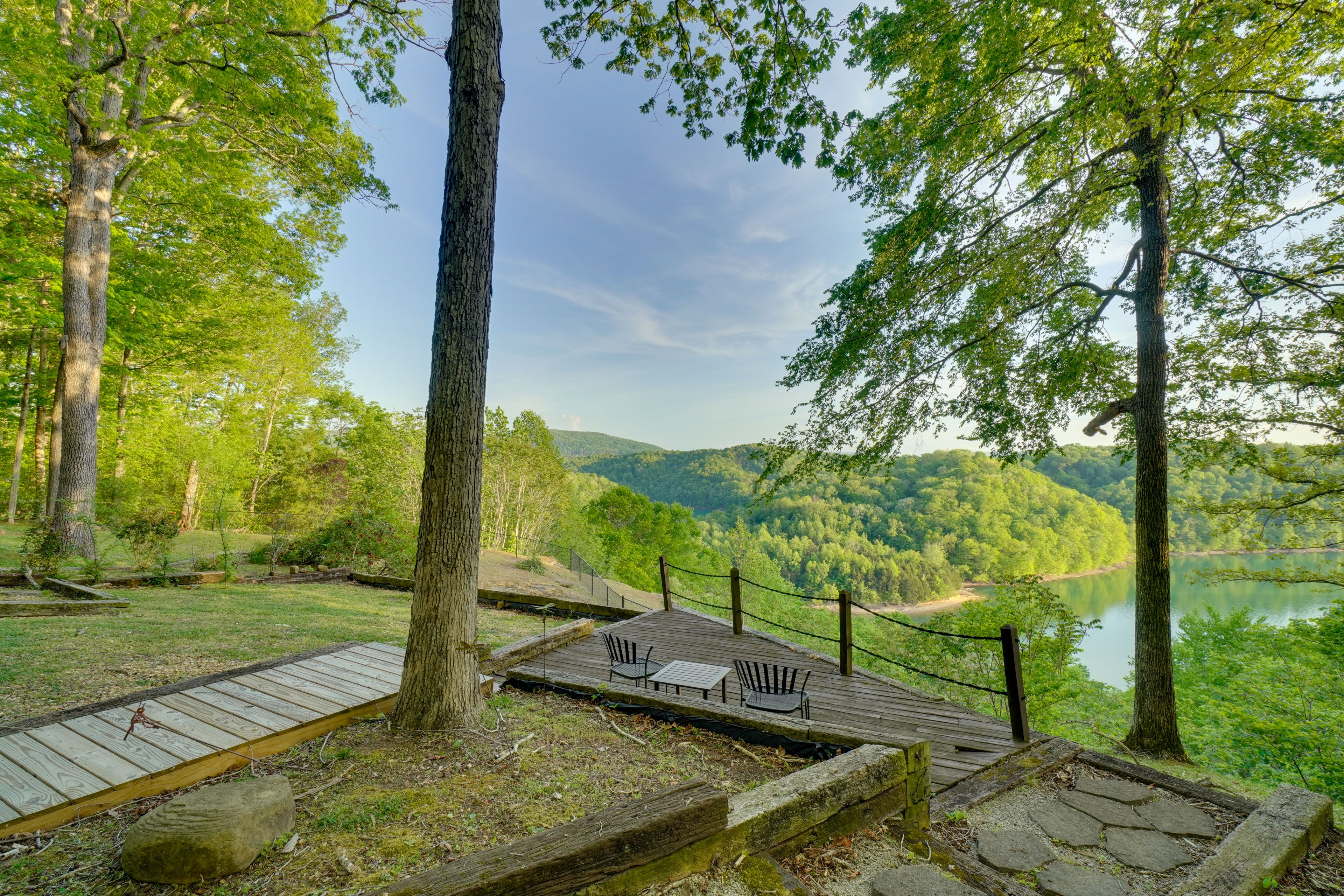 Byrdstown Vacation Rental | 2BR | 2BA | 1,200 Sq Ft