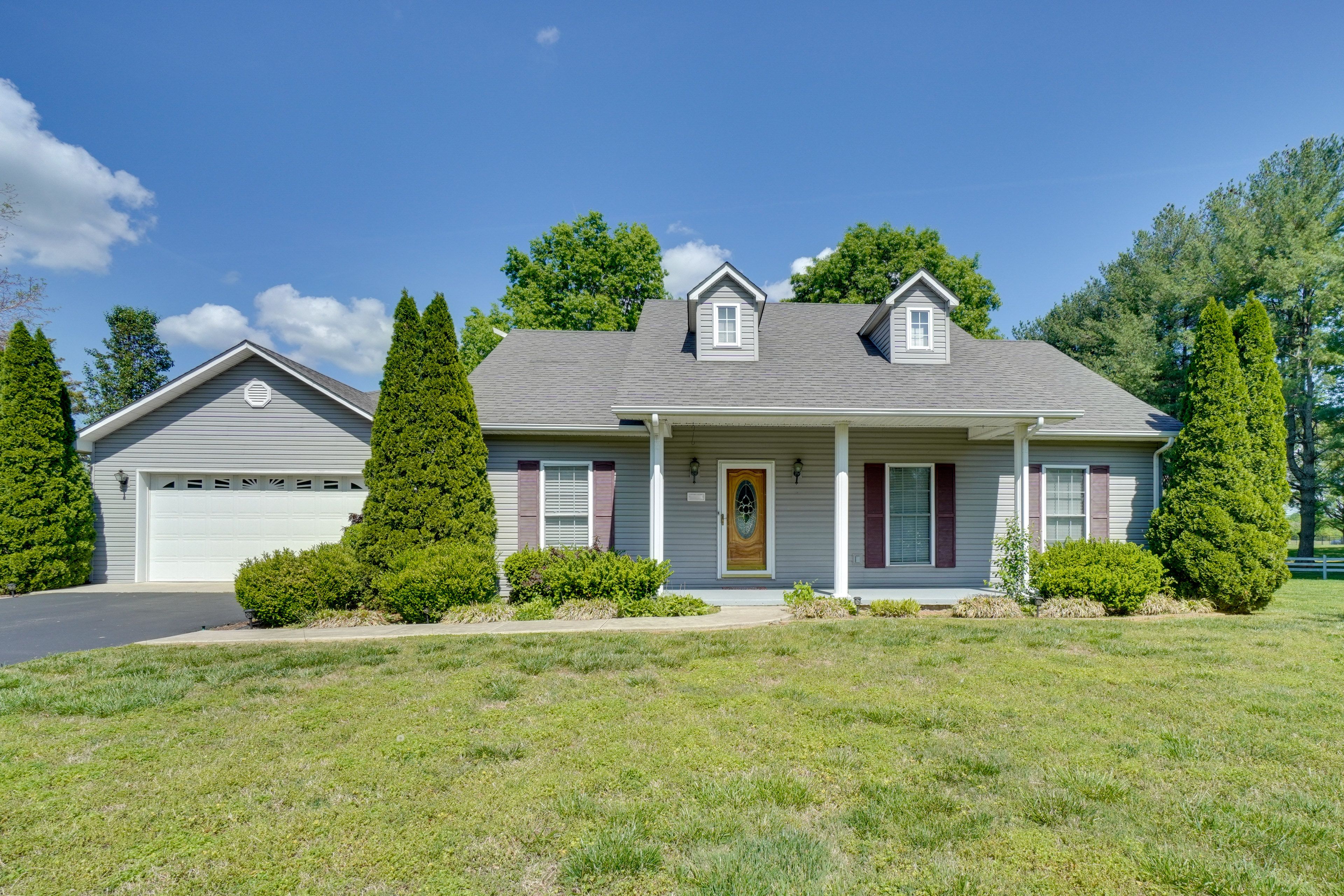 Driveway Parking | 3 Vehicles | Boat Parking