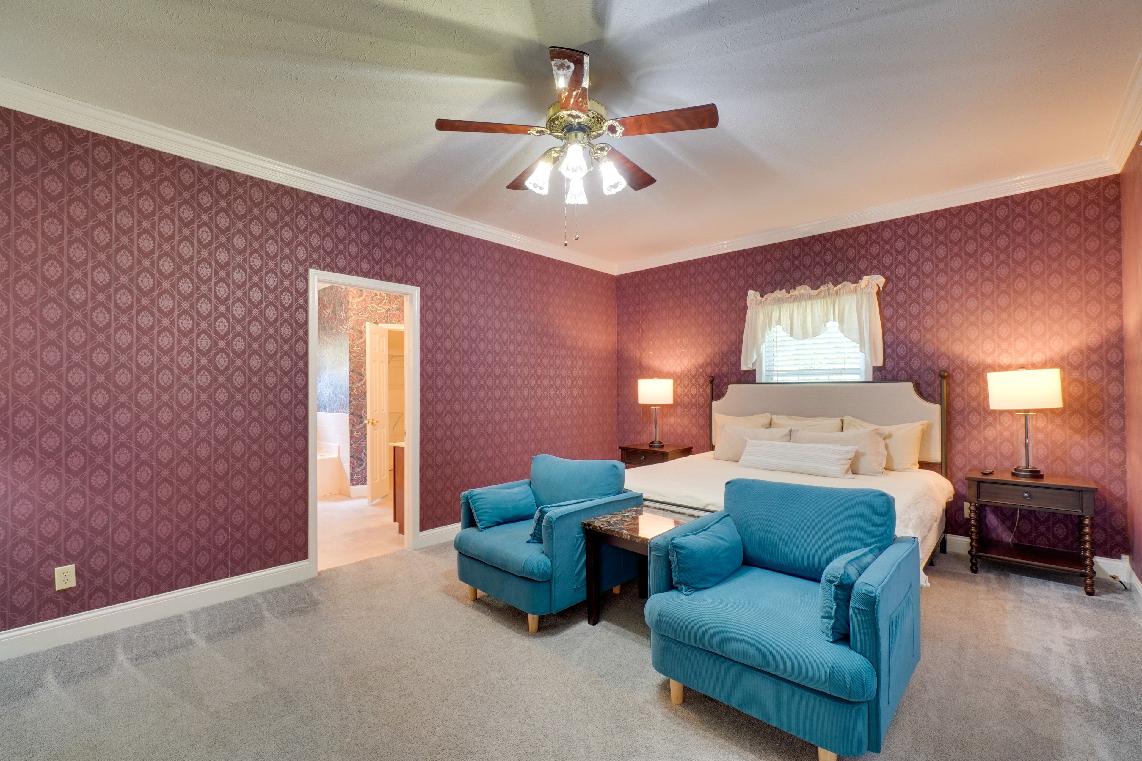 Bedroom 1 | King Bed