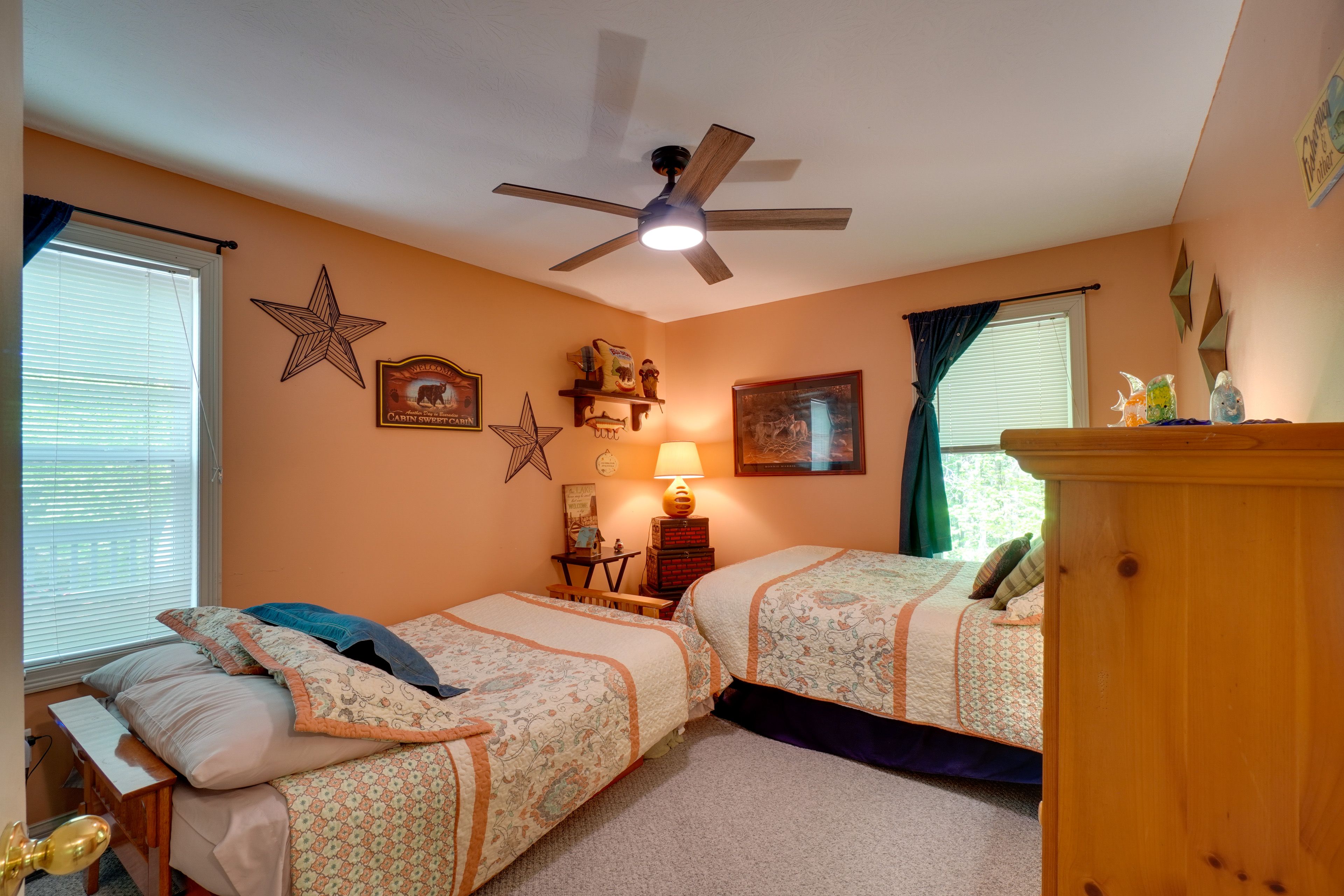 Bedroom 2 | Full Bed | Futon