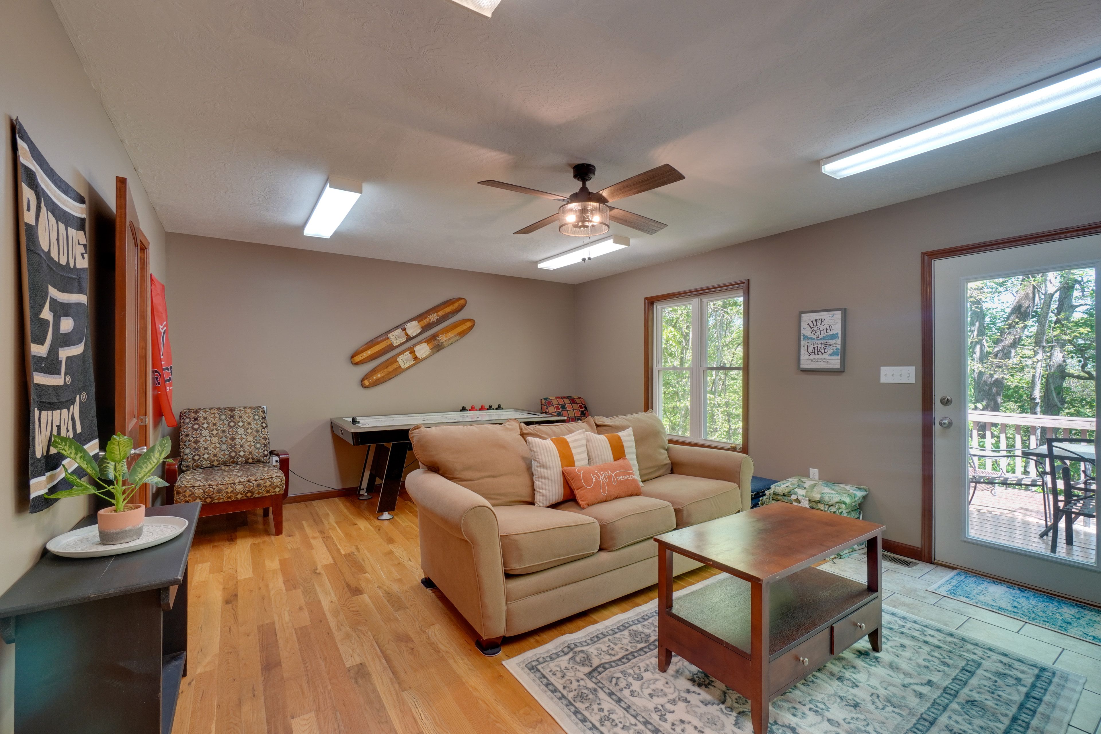 Bonus Room | Sleeper Sofa | 1st Floor