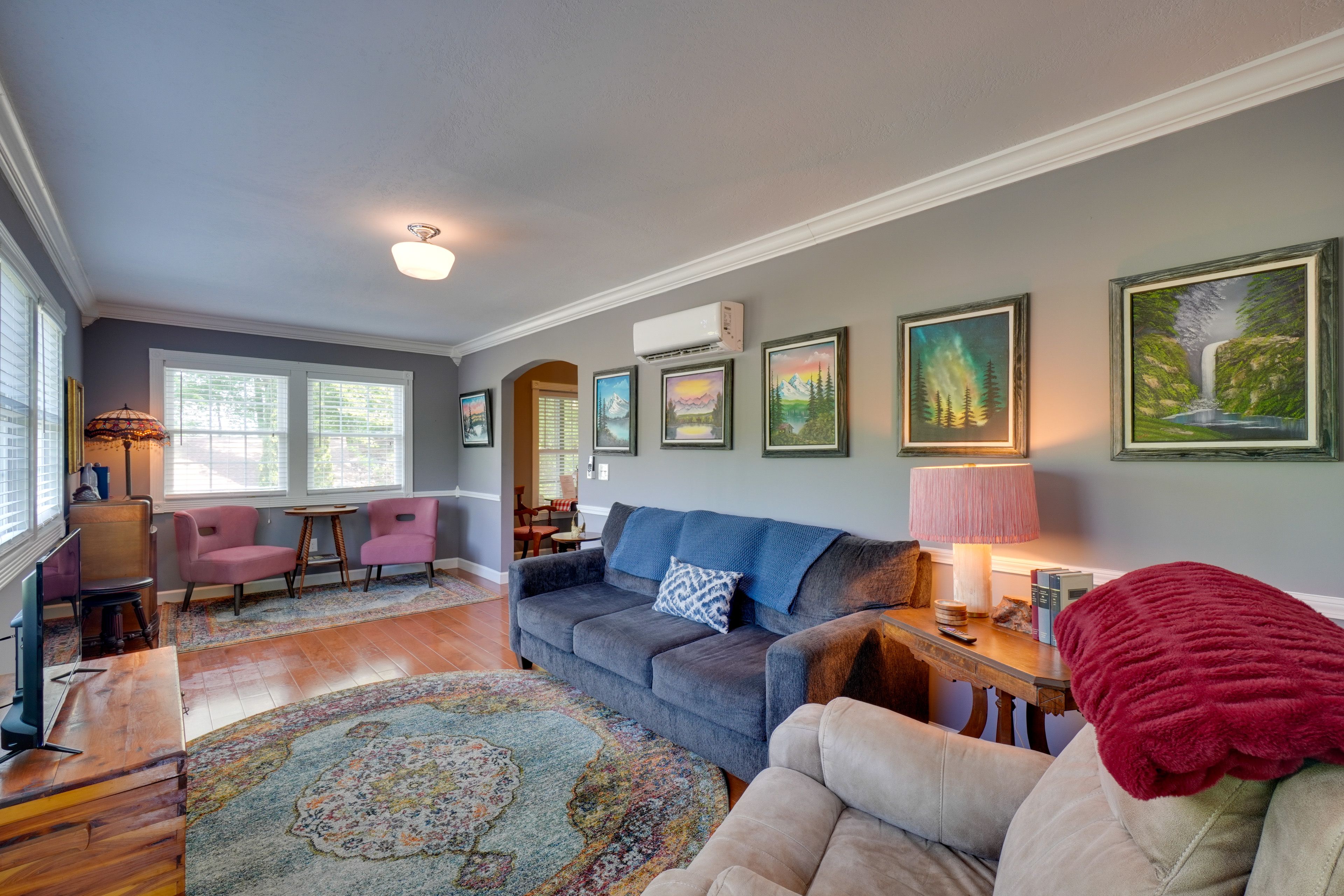 Living Room | Sleeper Sofa | Main Level