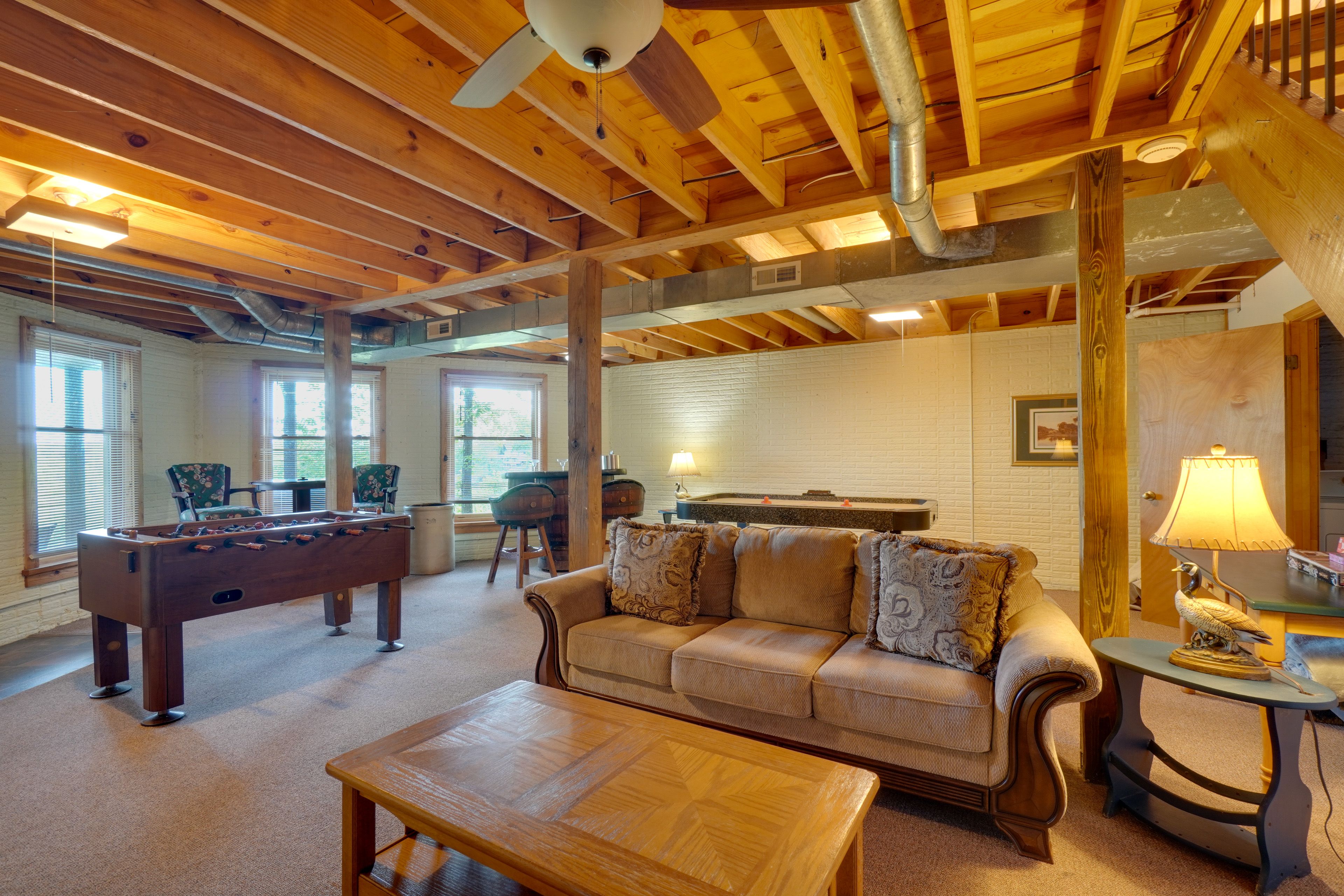 Lounge | Lower Level