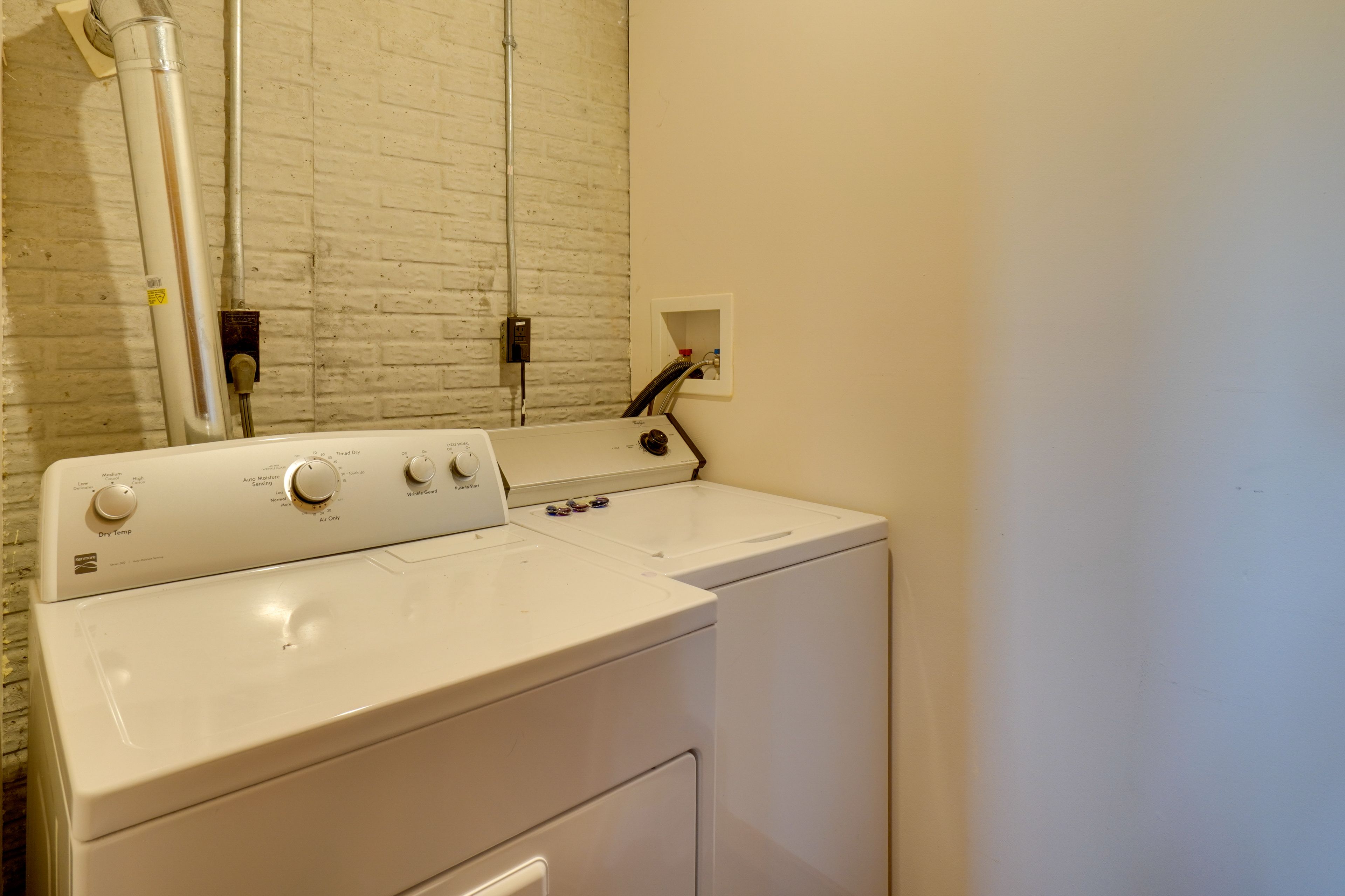 Laundry Room | Lower Level