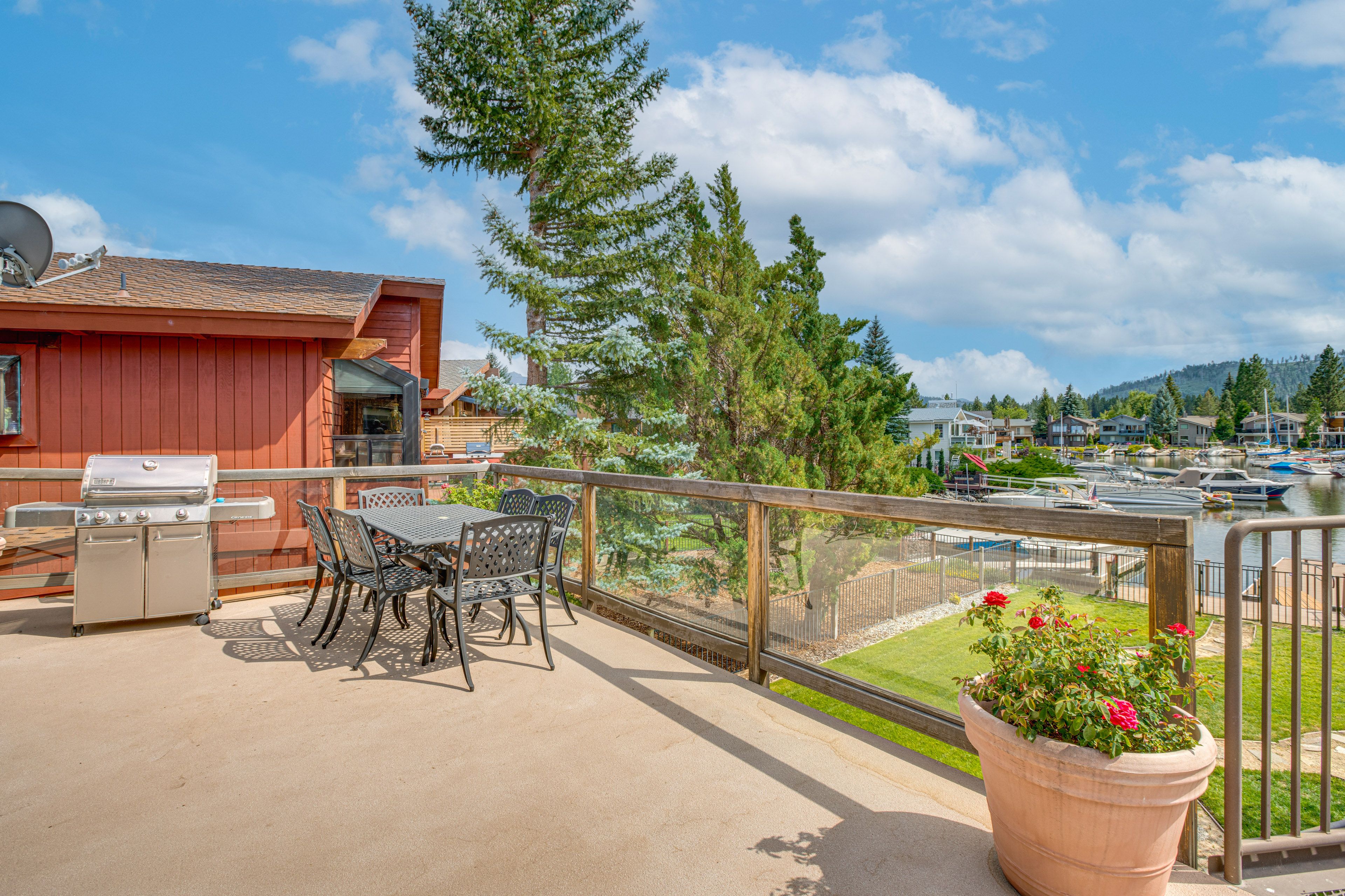 Private Deck