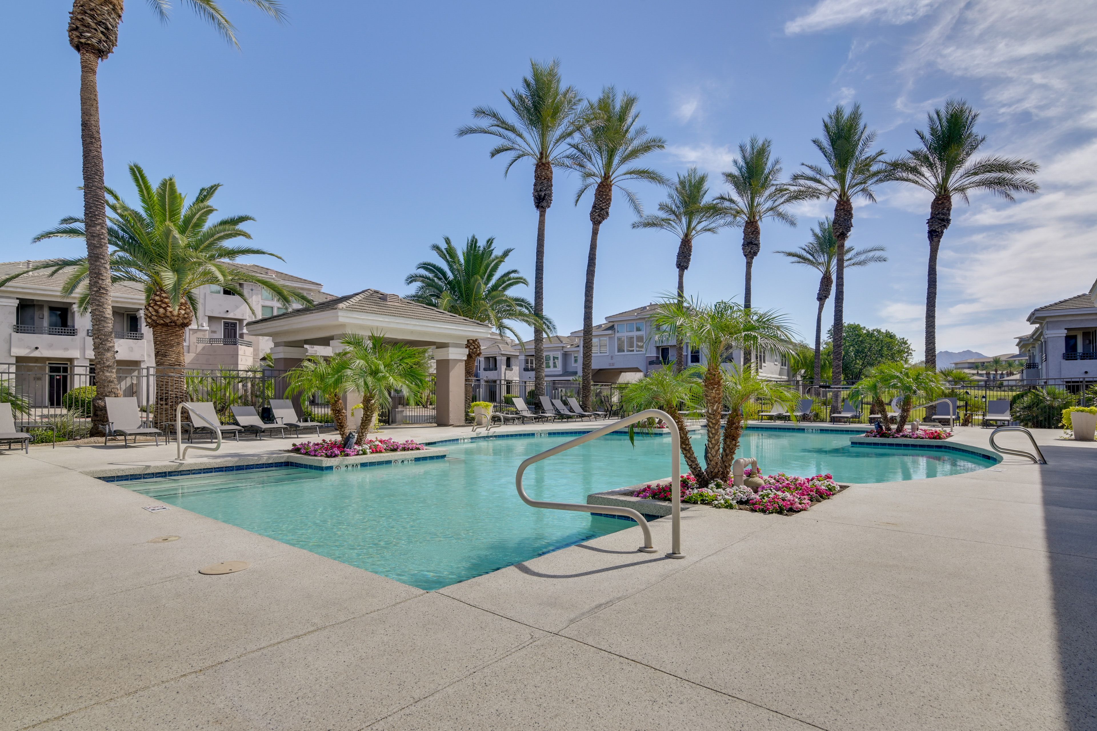 Kierland Gardens Condominiums | Community Amenities