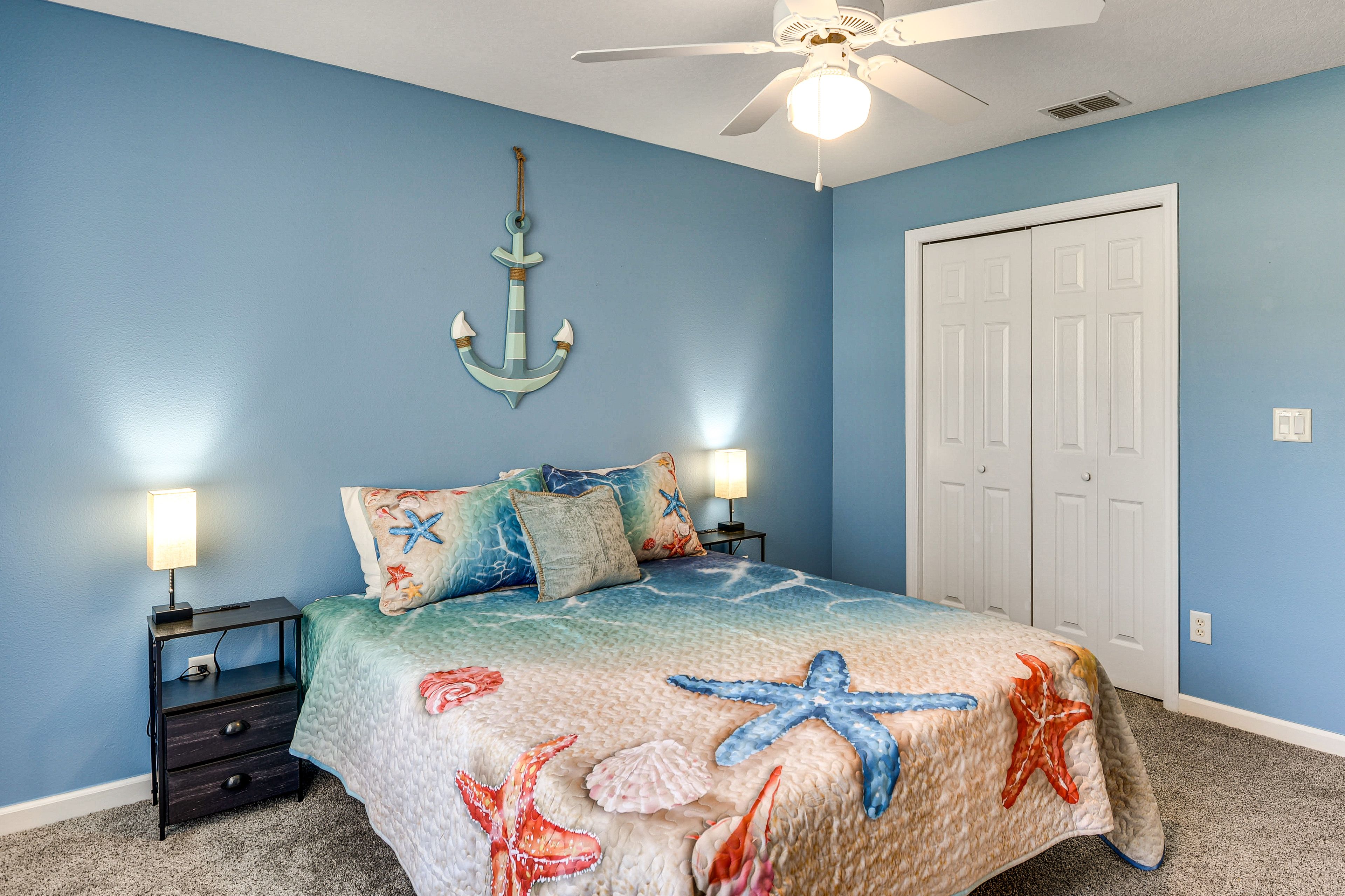 Bedroom 2 | Queen Bed