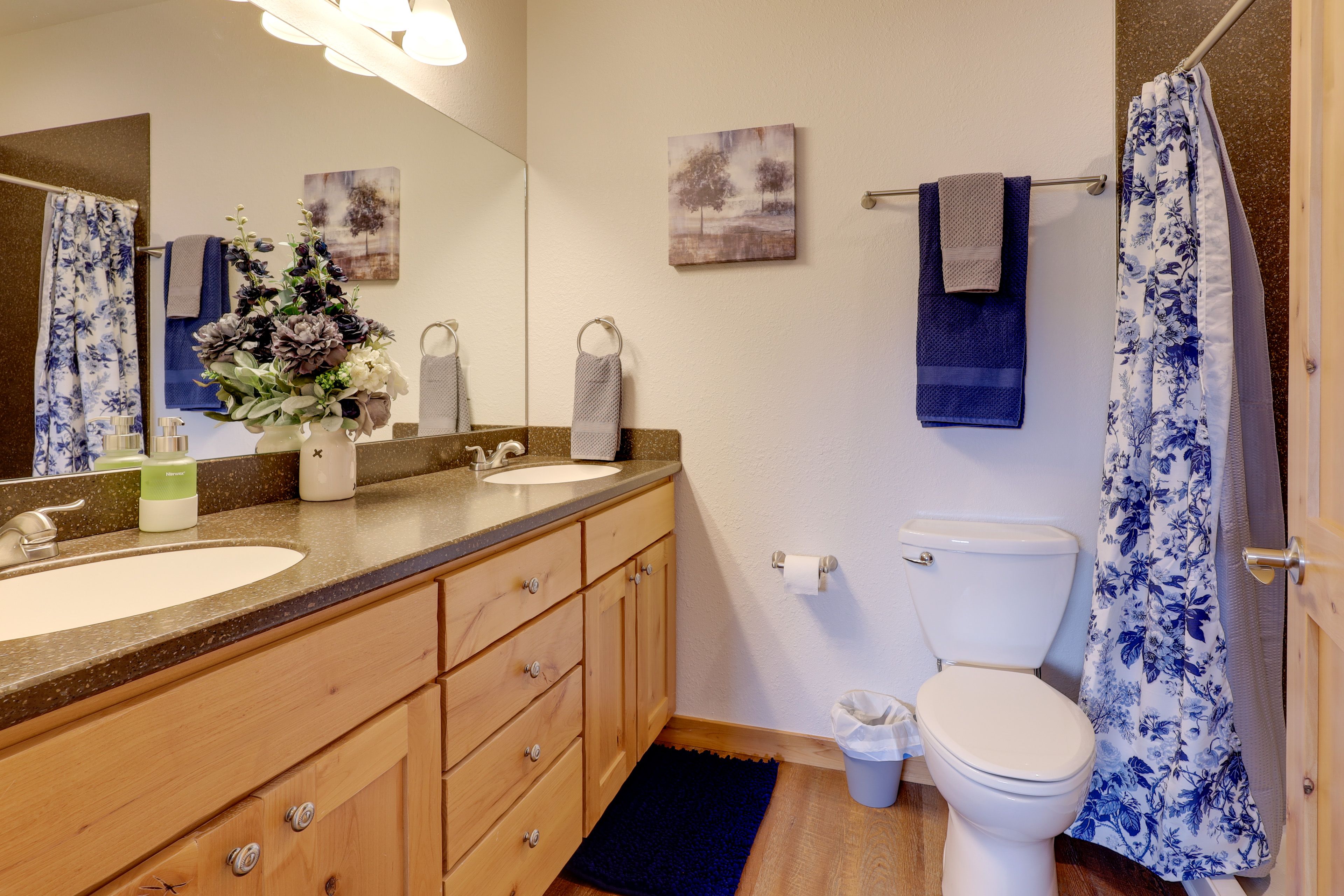 En-Suite Bathroom