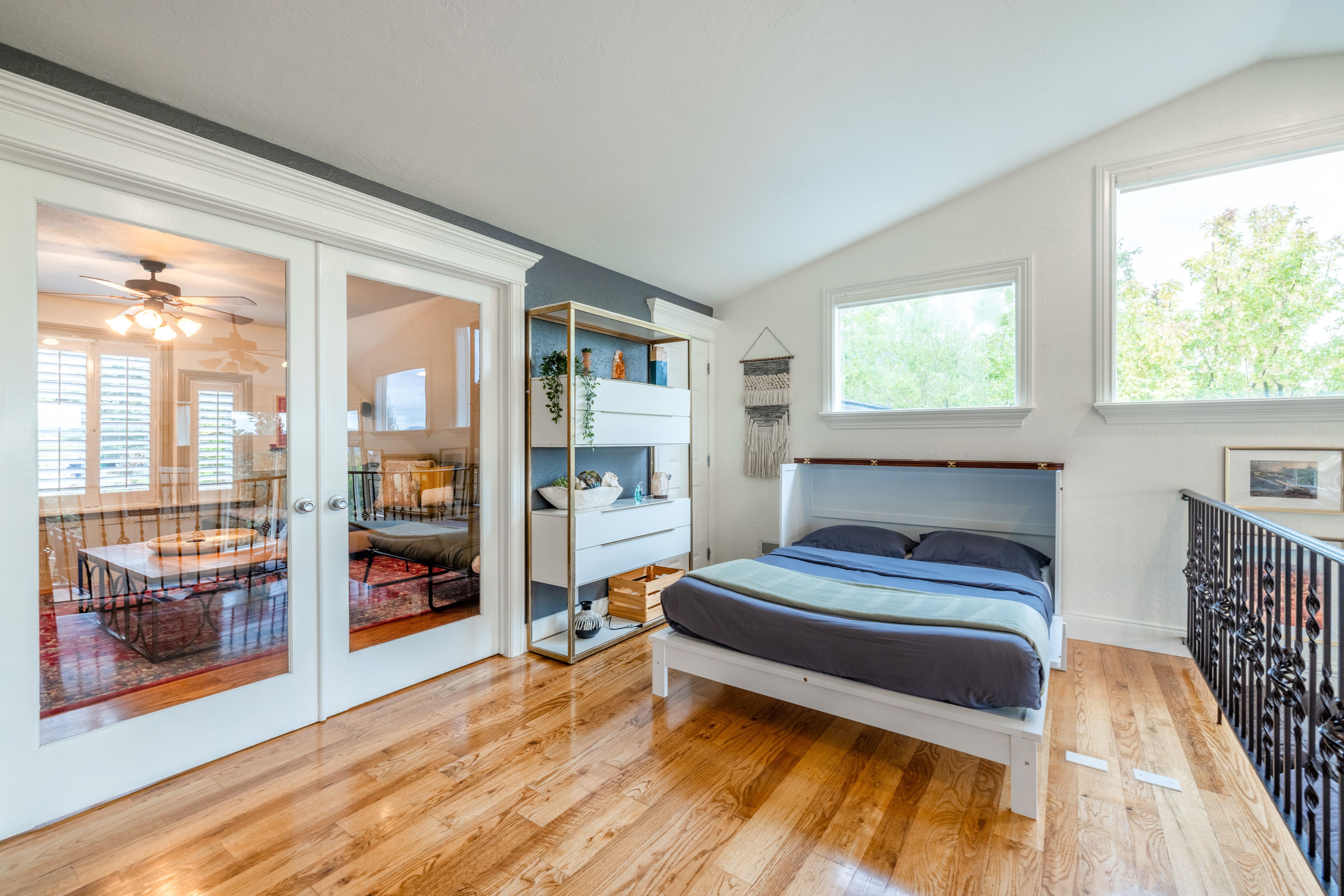 Sleeping Nook | Main Level | Queen Murphy Bed