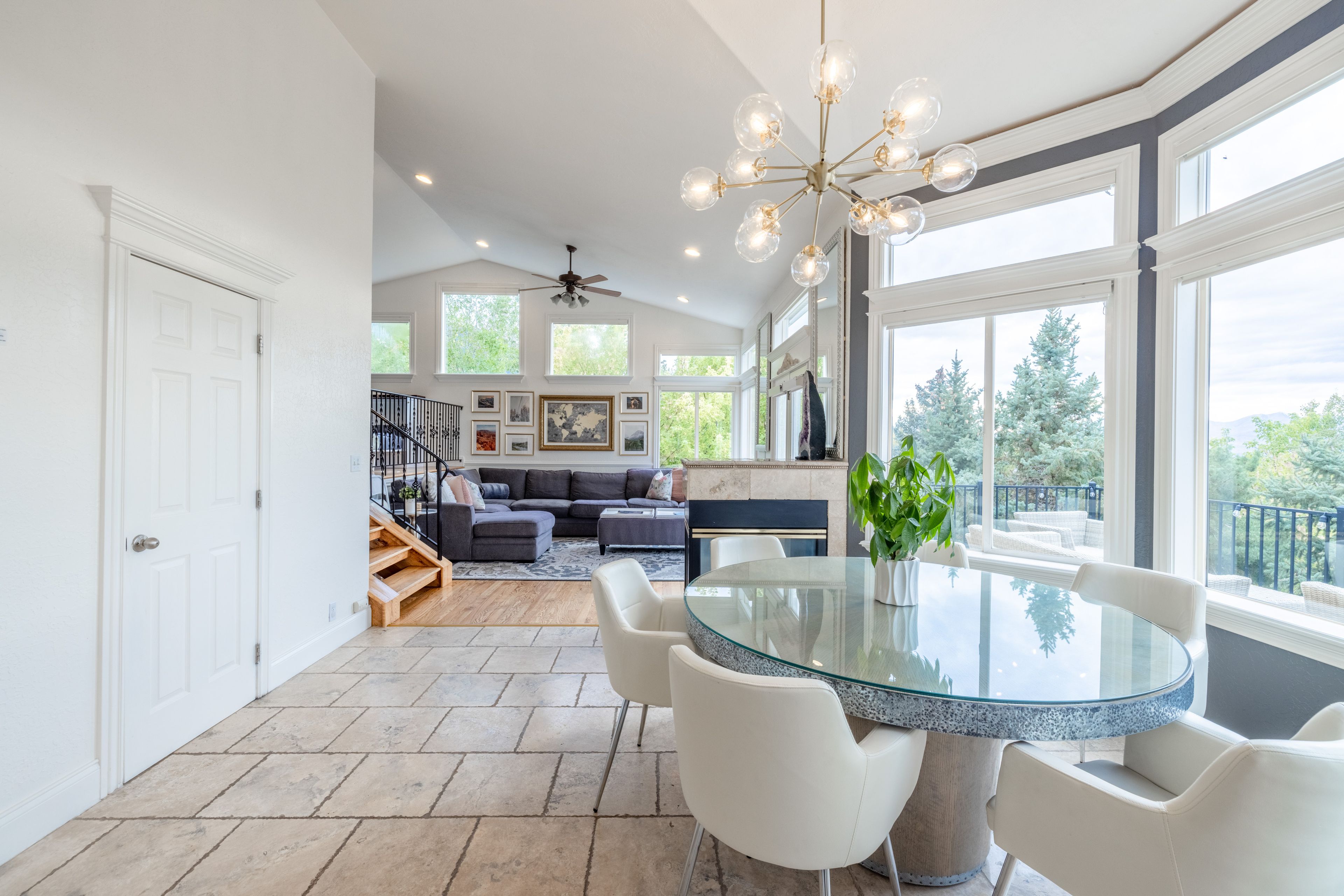 Dining Area | Main Level