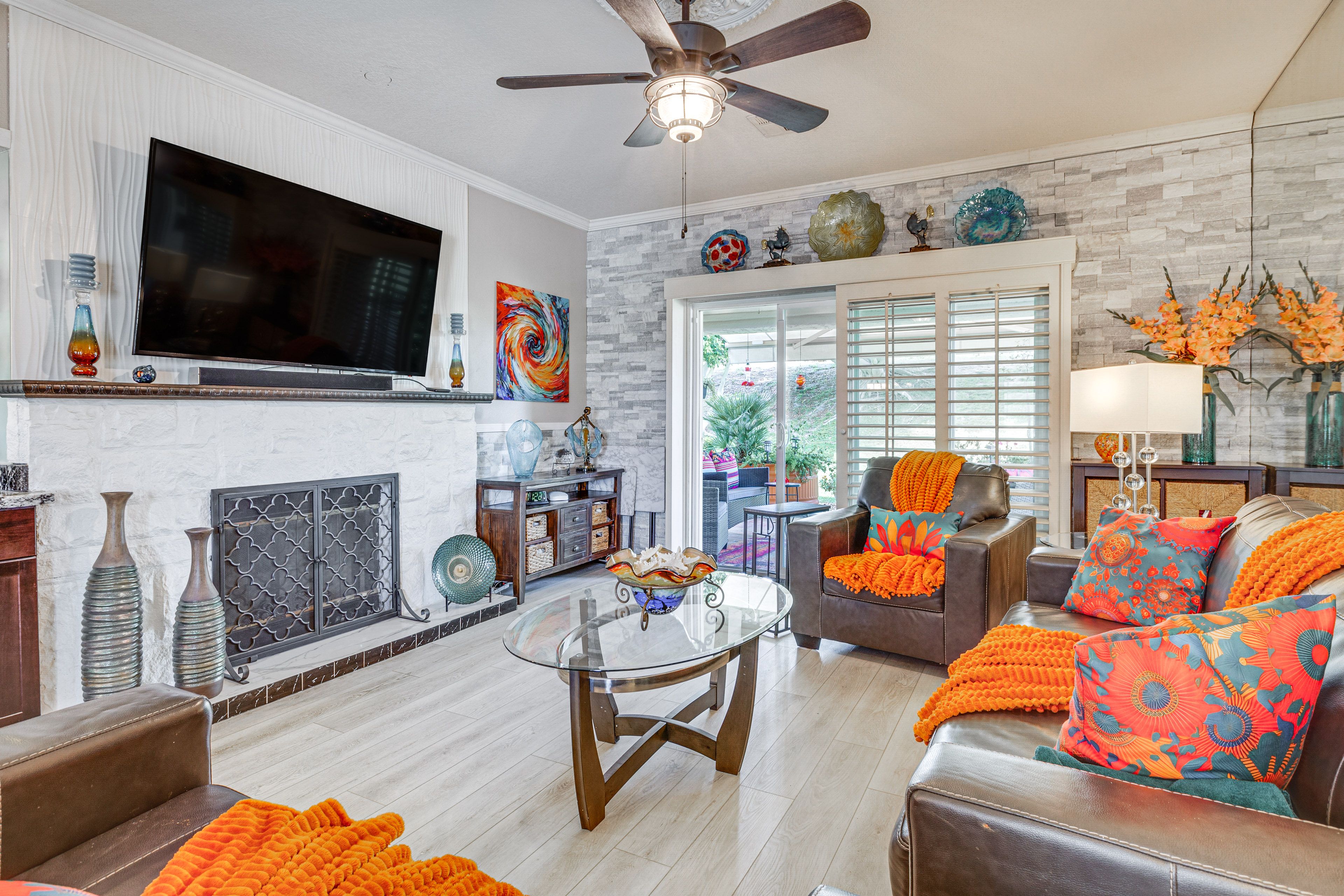 Living Room | Sleeper Sofa | Single-Story Condo