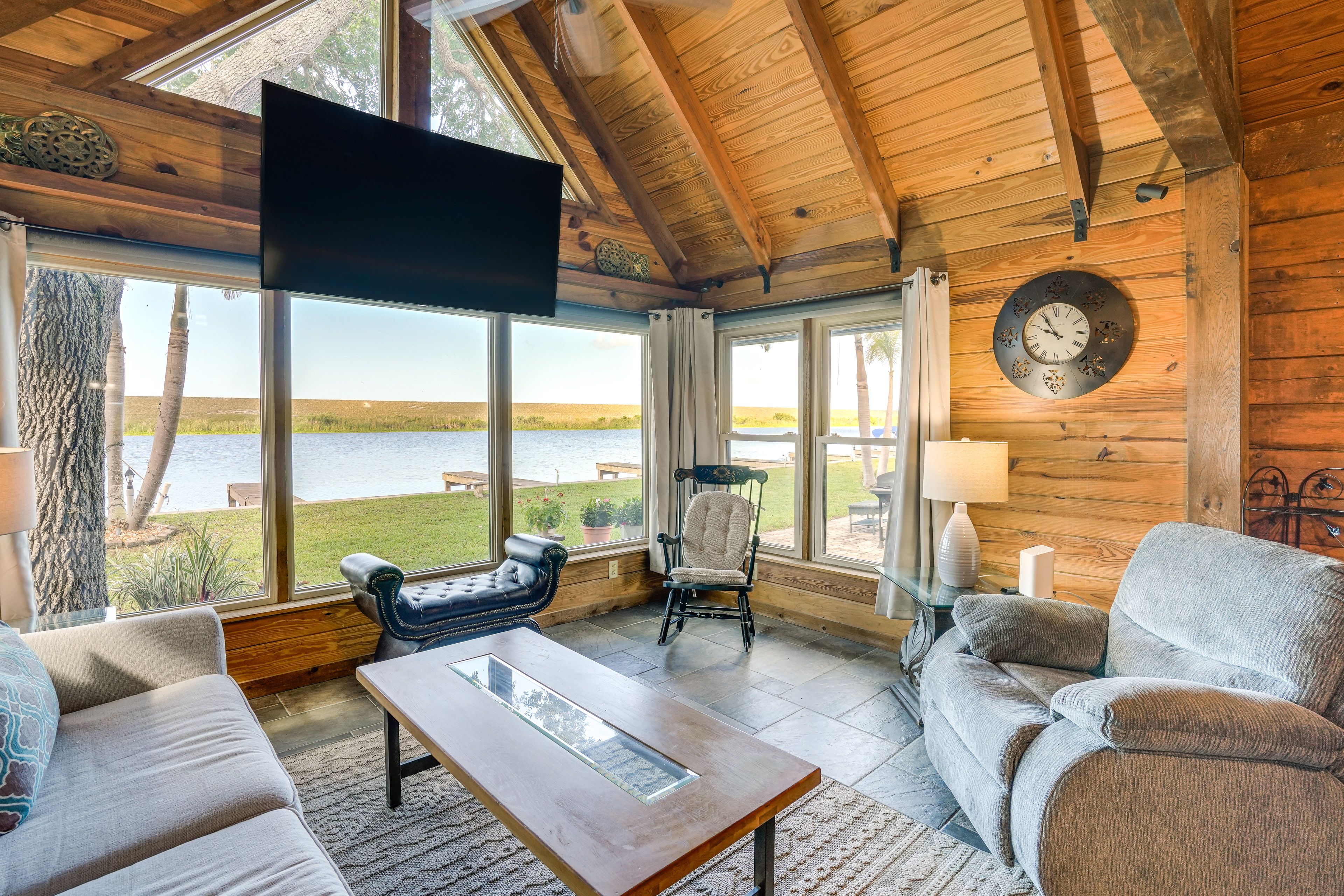 Living Area | Main Floor