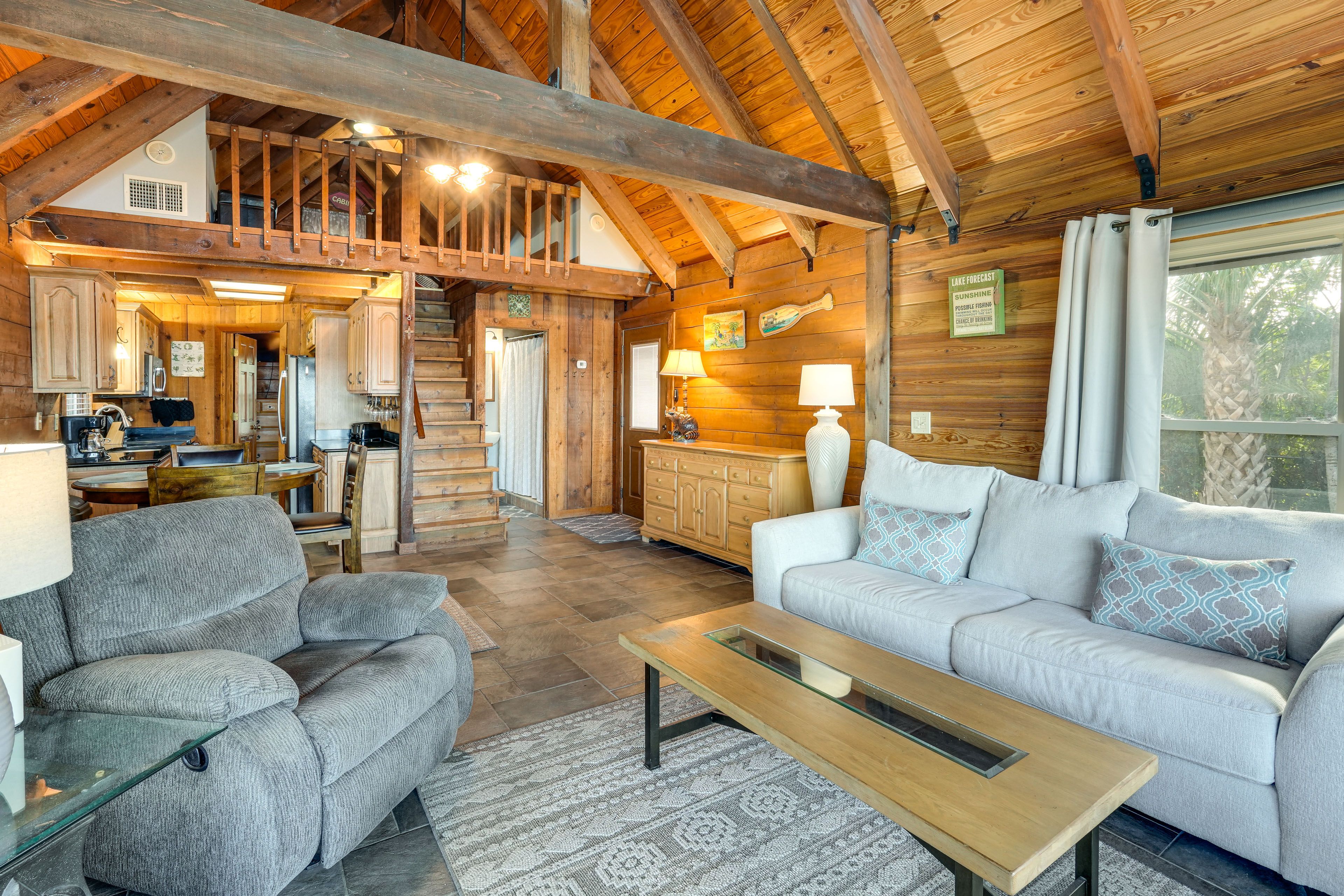 Okeechobee Vacation Rental | 2BR | 1BA | 920 Sq Ft