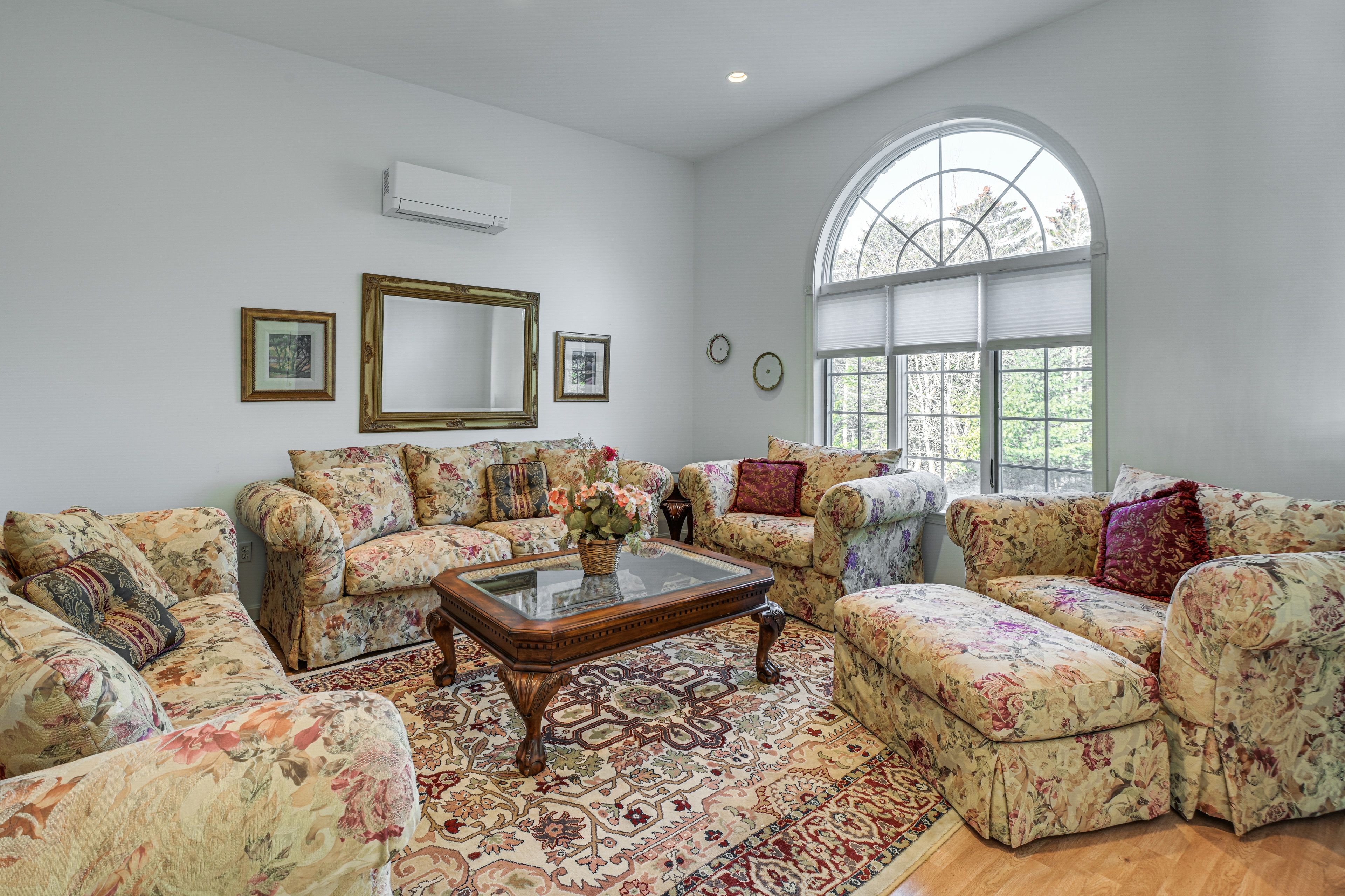 Sitting Room | 1st Floor