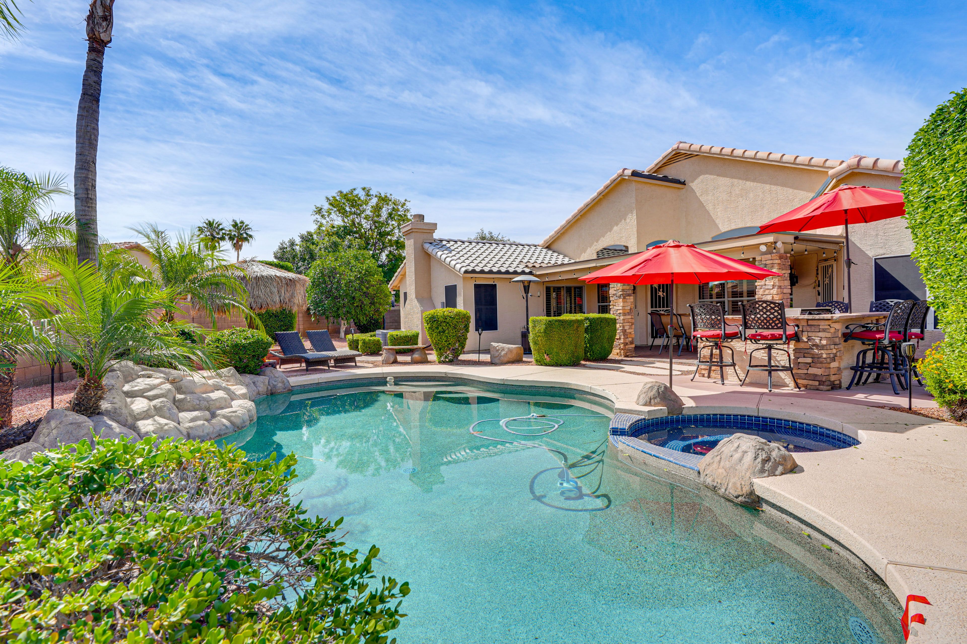 Glendale Vacation Rental | 4BR | 2BA | 2,300 Sq Ft | Small Step to Enter