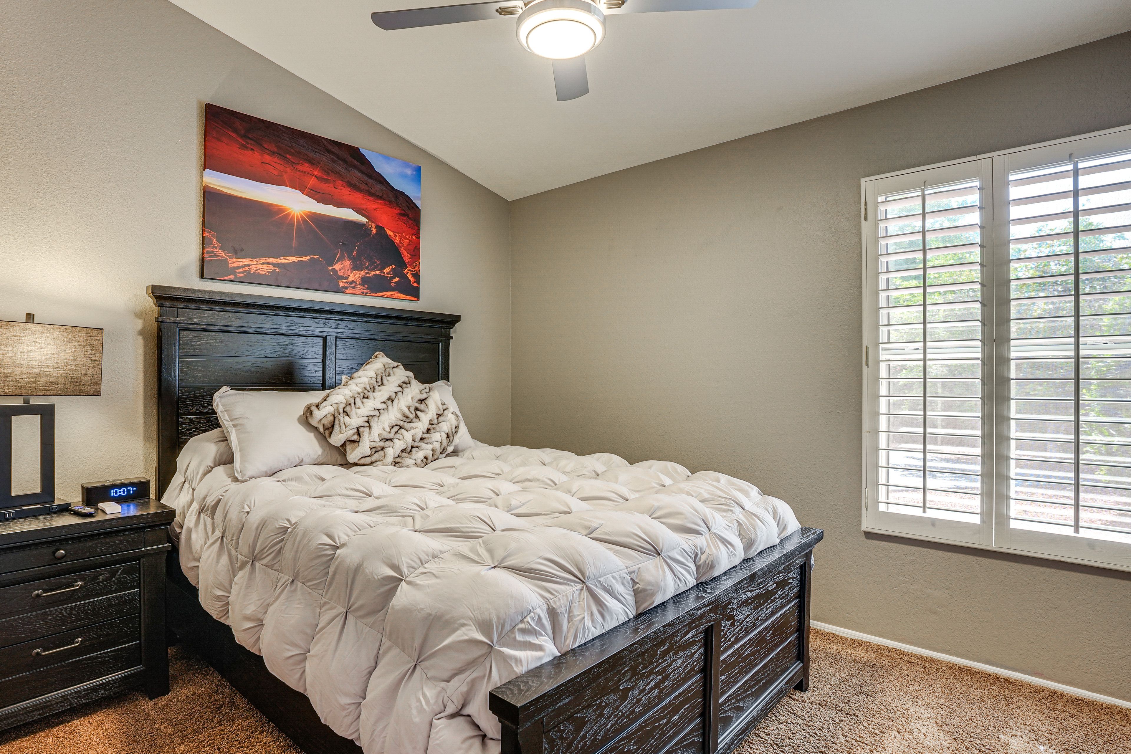 Bedroom 2 | Queen Bed