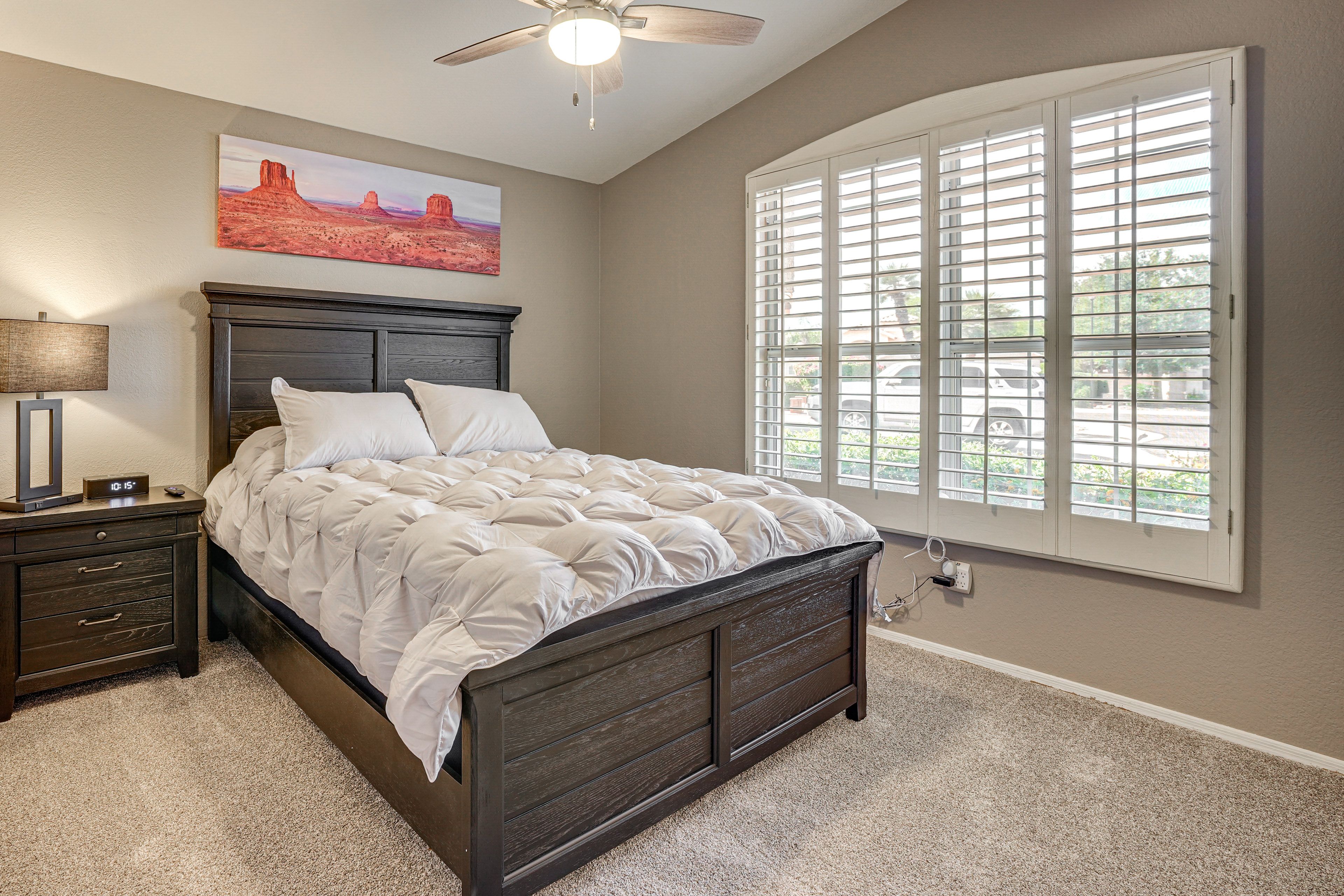 Bedroom 3 | Queen Bed