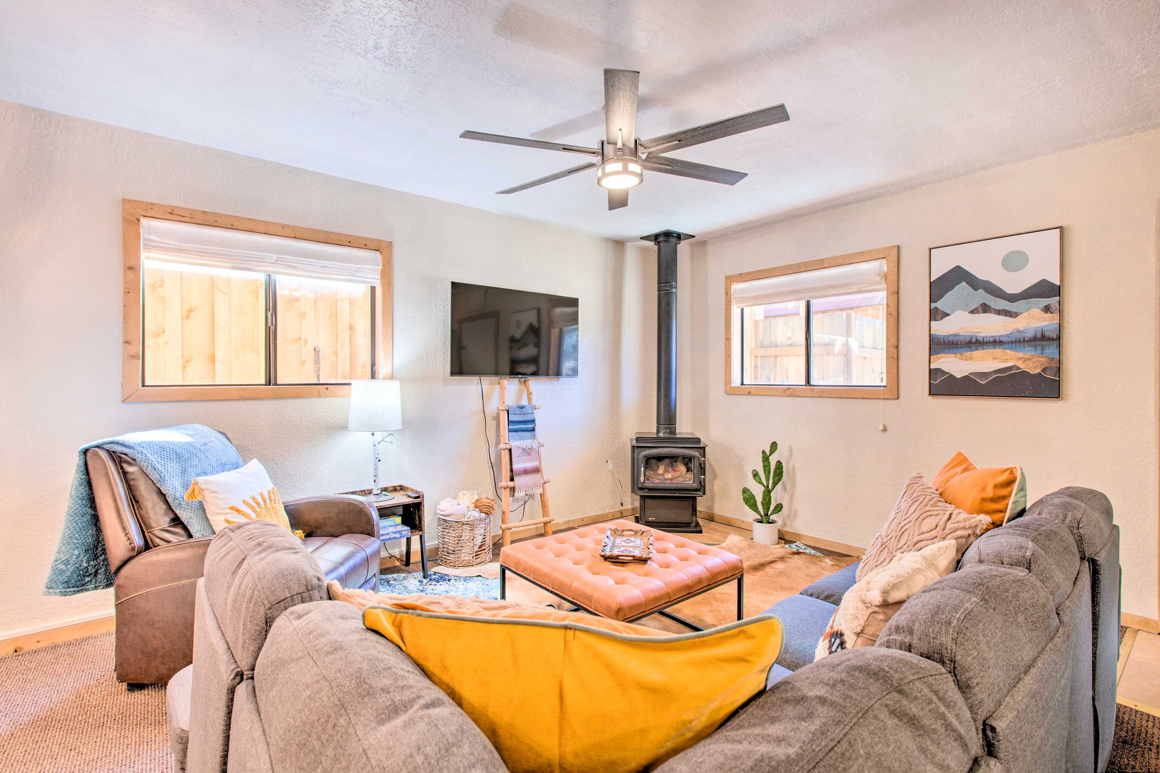 Cabin 3 | Living Room