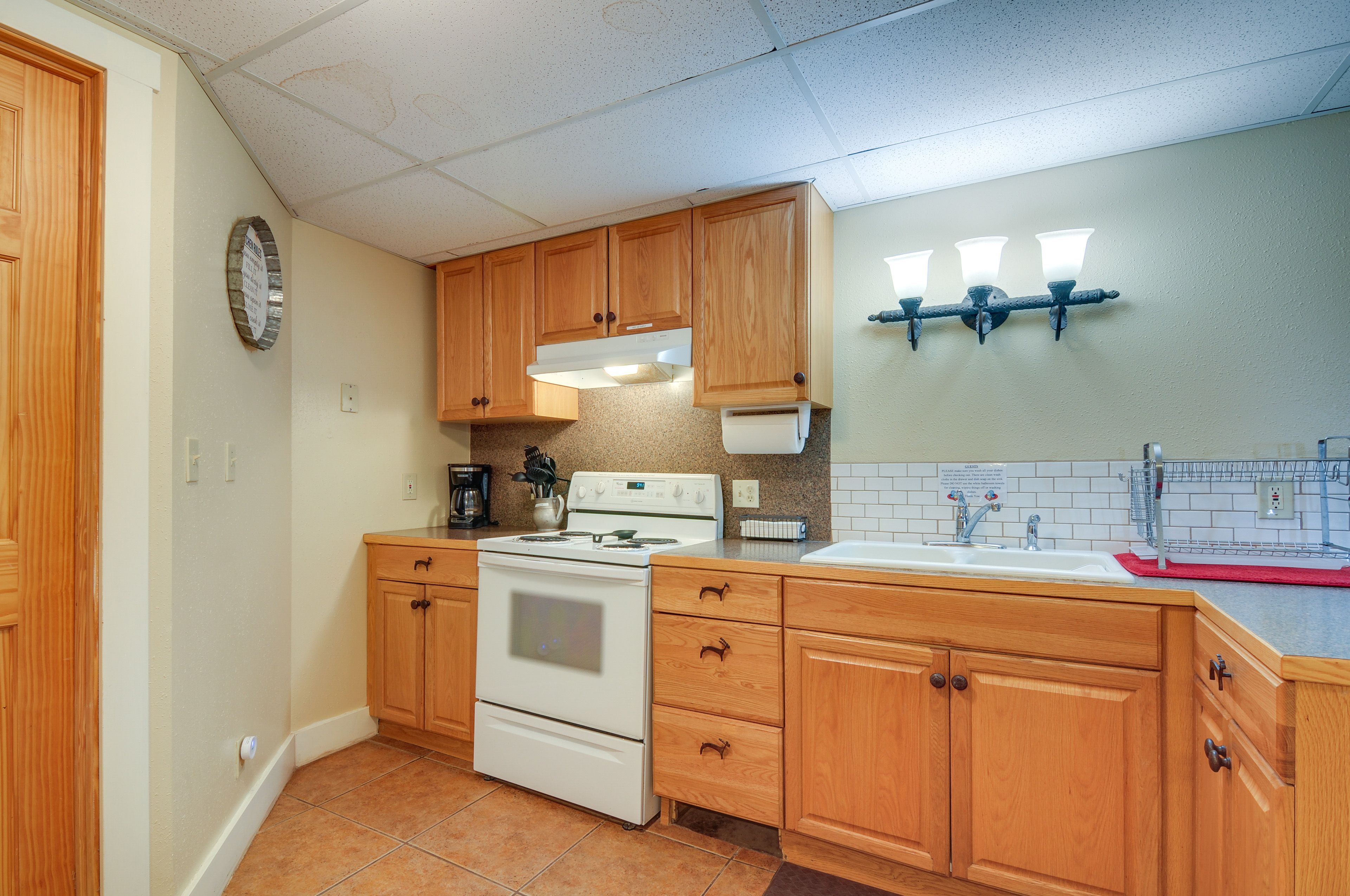 Addt'l Kitchen | Lower Level