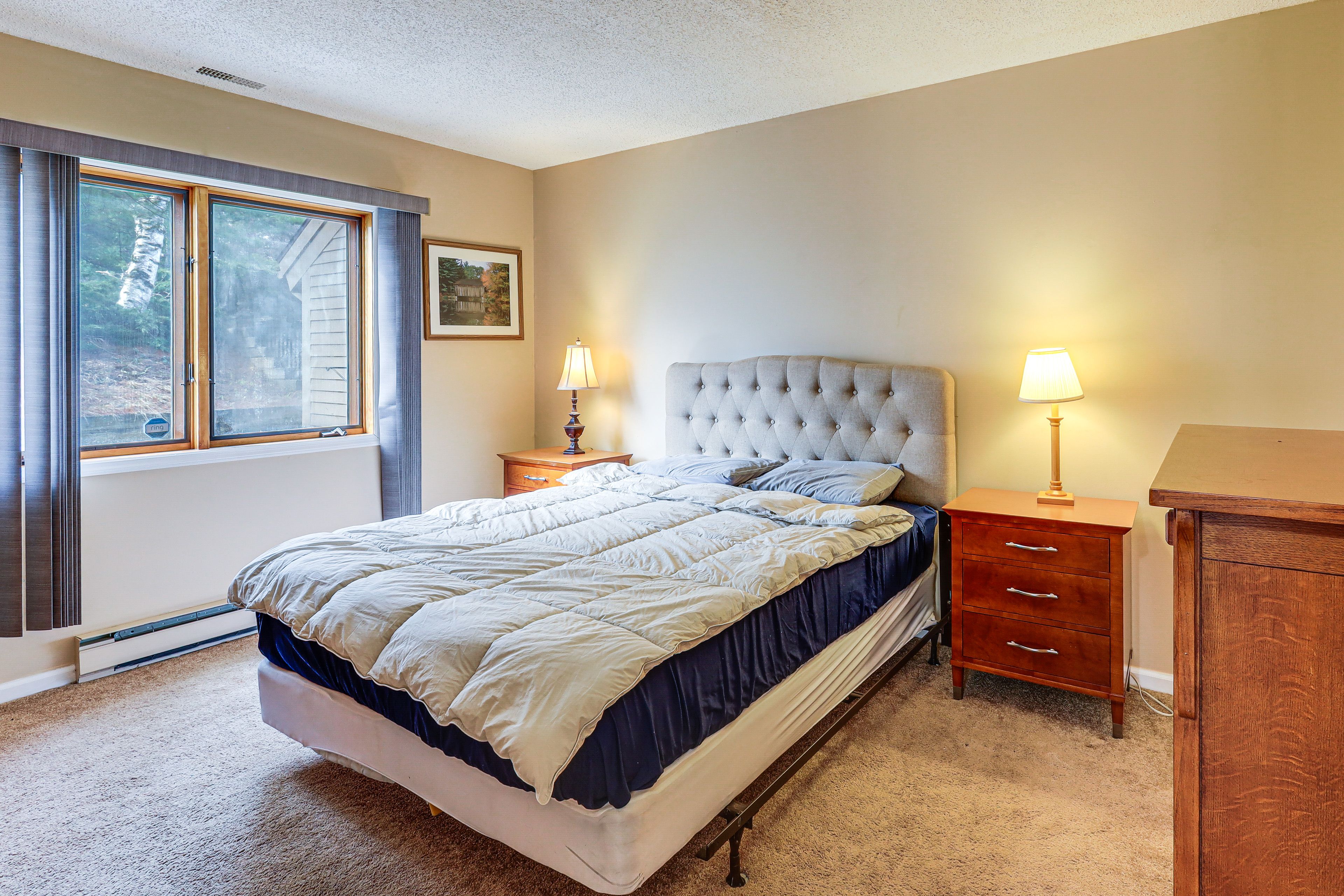 Bedroom 1 | Full Bed | 1st Floor
