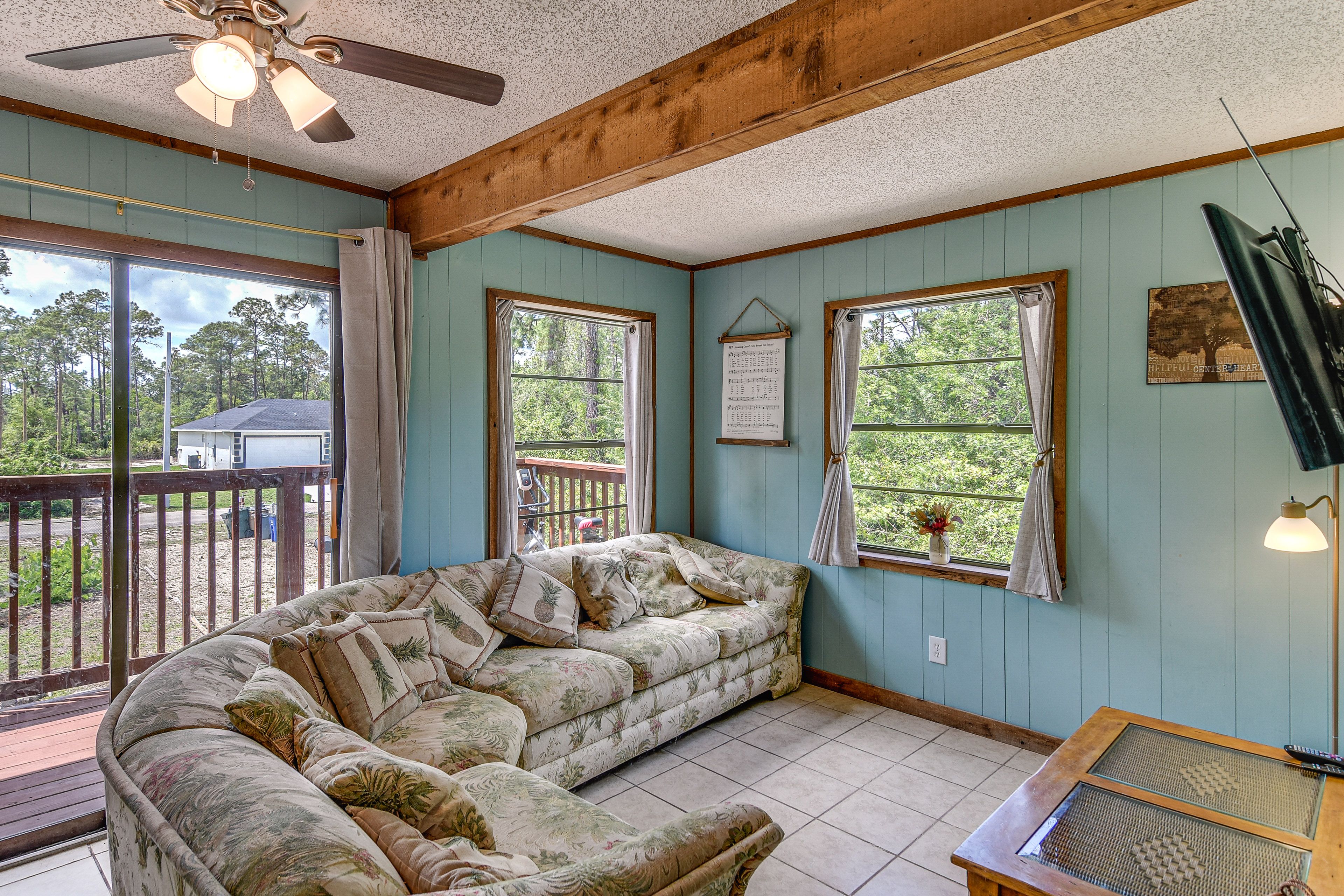 Living Room | Main Level