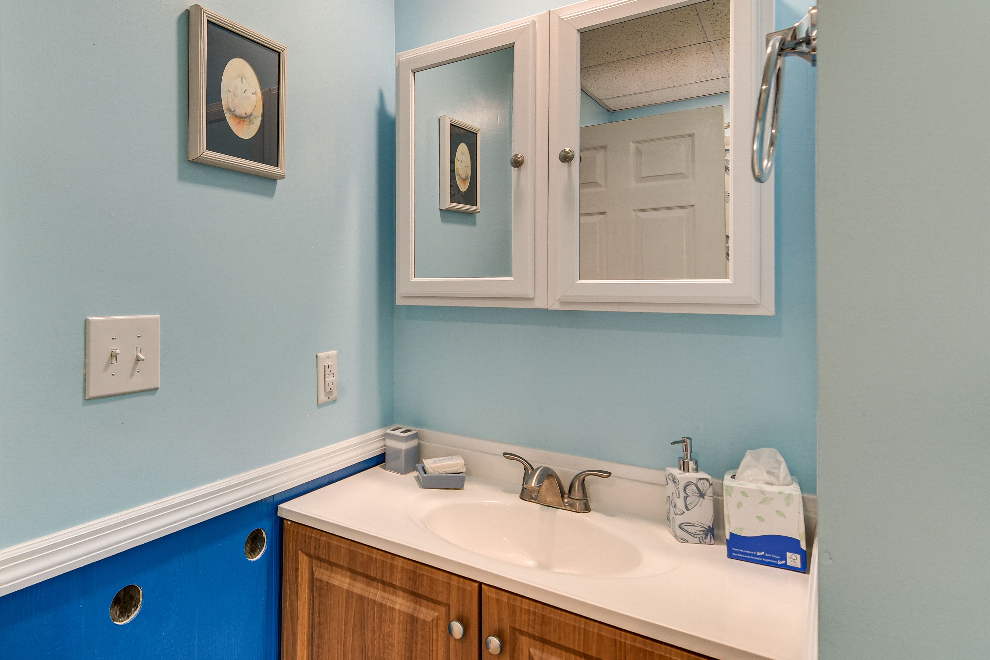 Full Bathroom | Lower Level