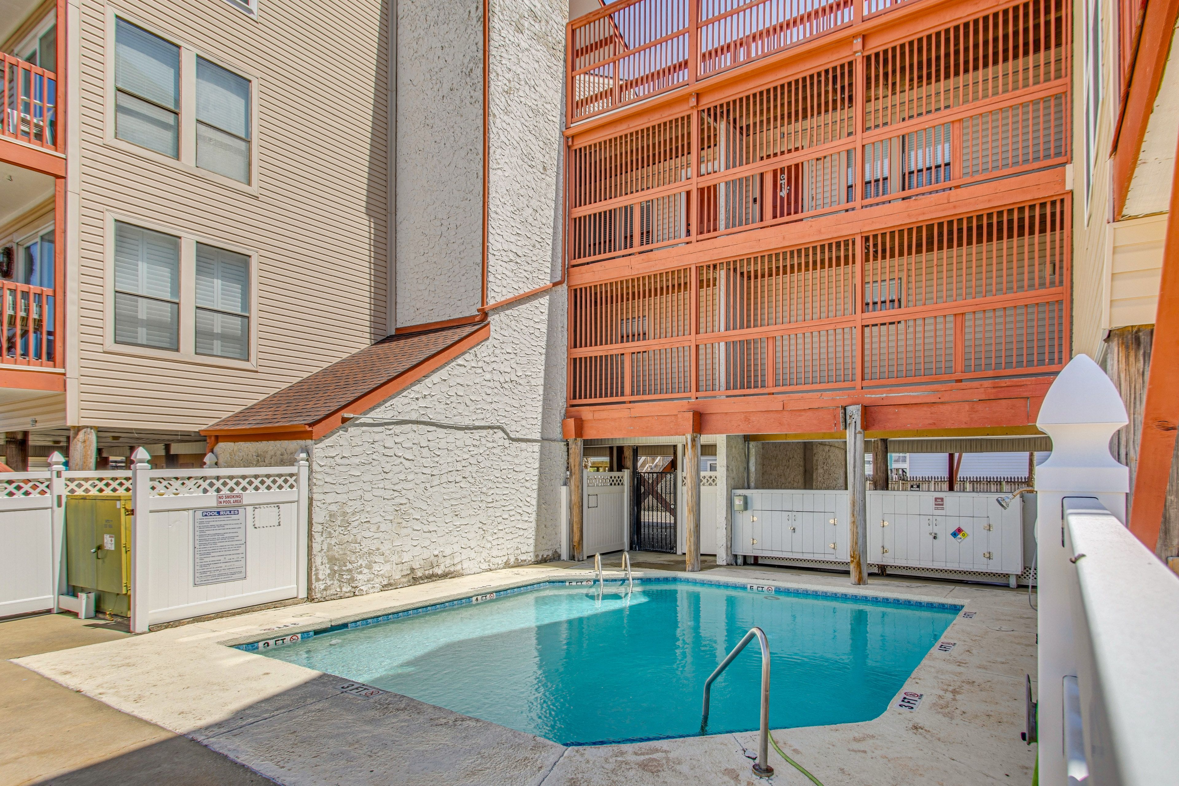 Crescent Beach | Community Amenities