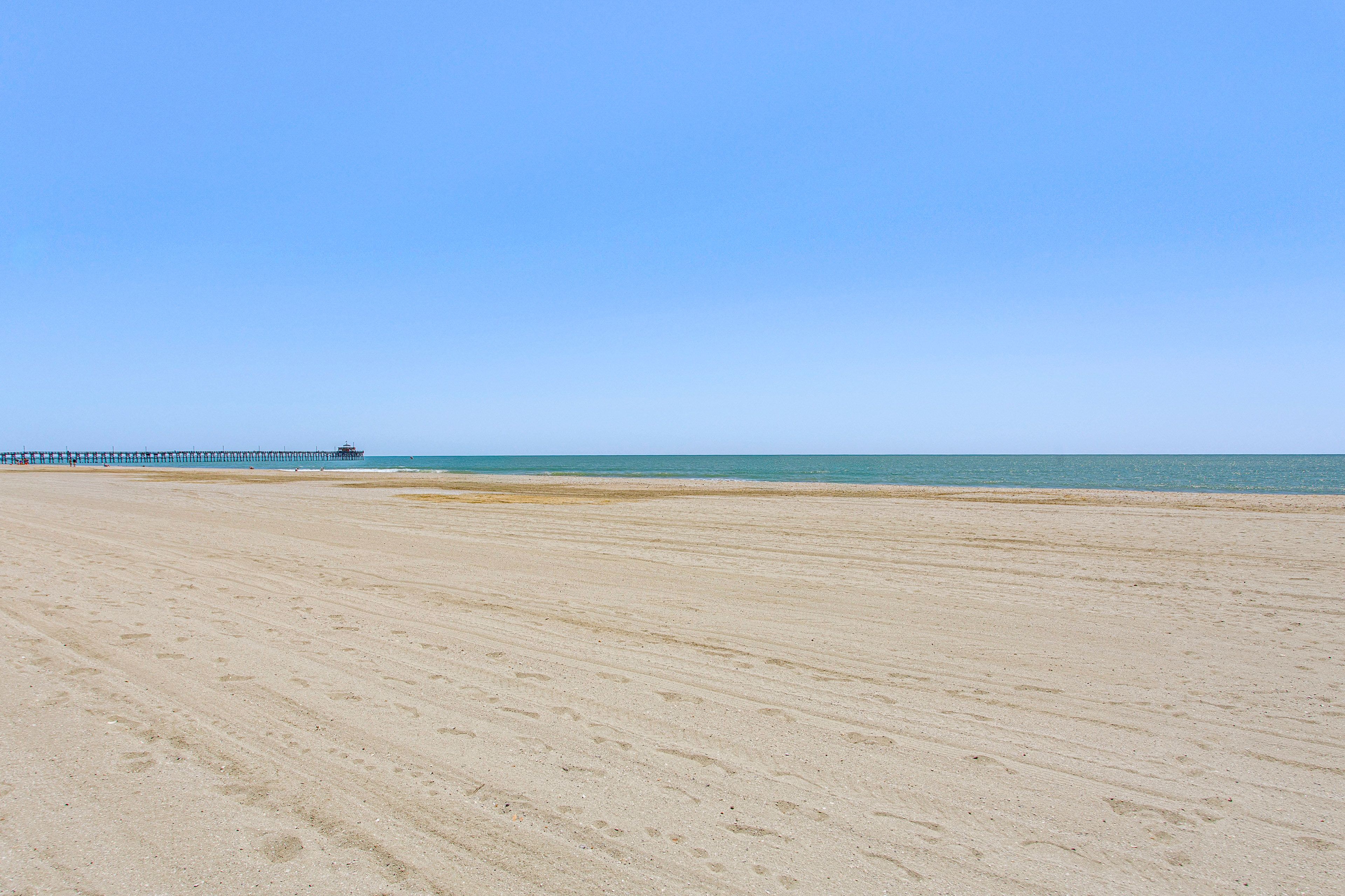 Walking Distance to Beach Access