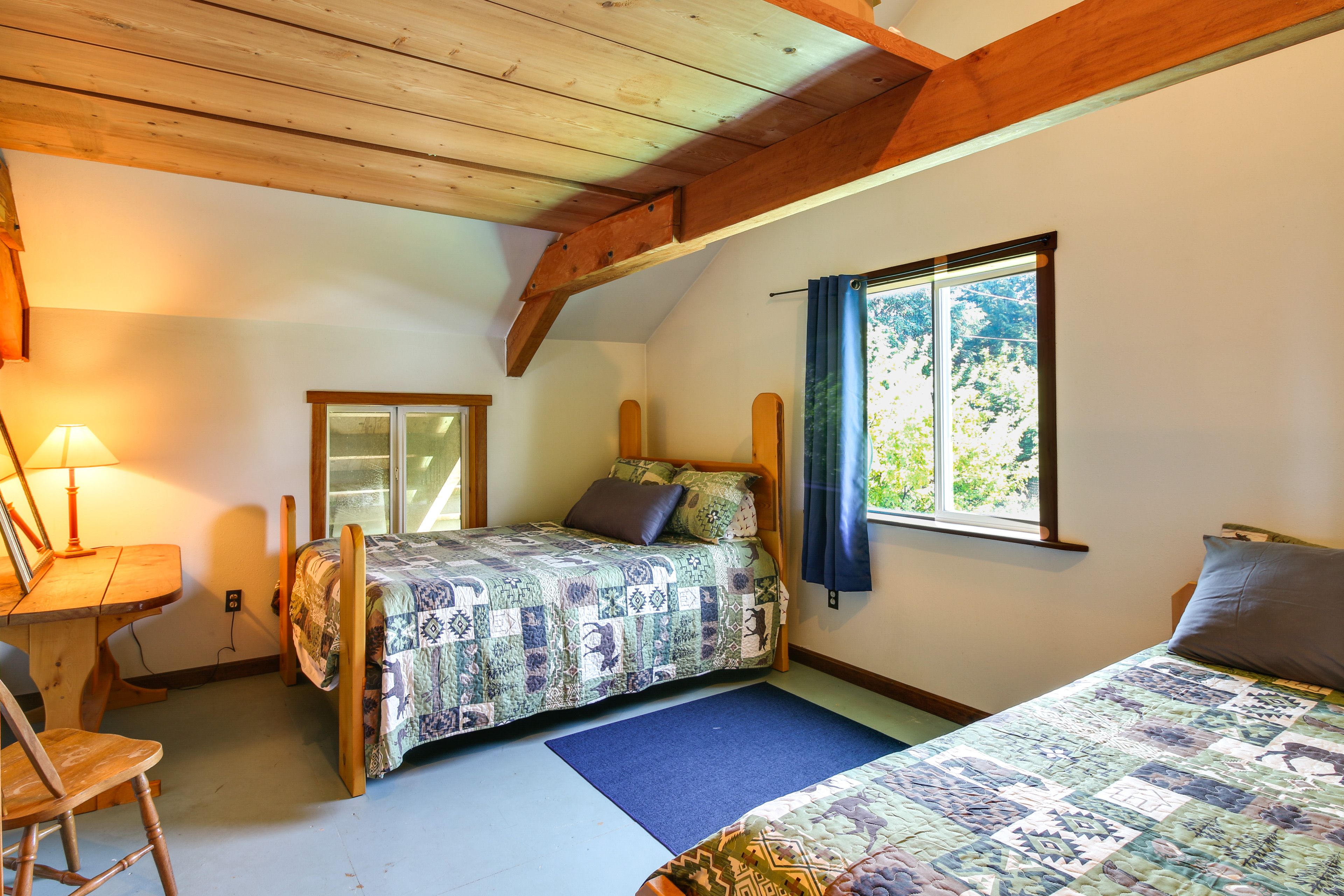 Bedroom 3 | Queen Bed | Twin Bed | 2nd Floor