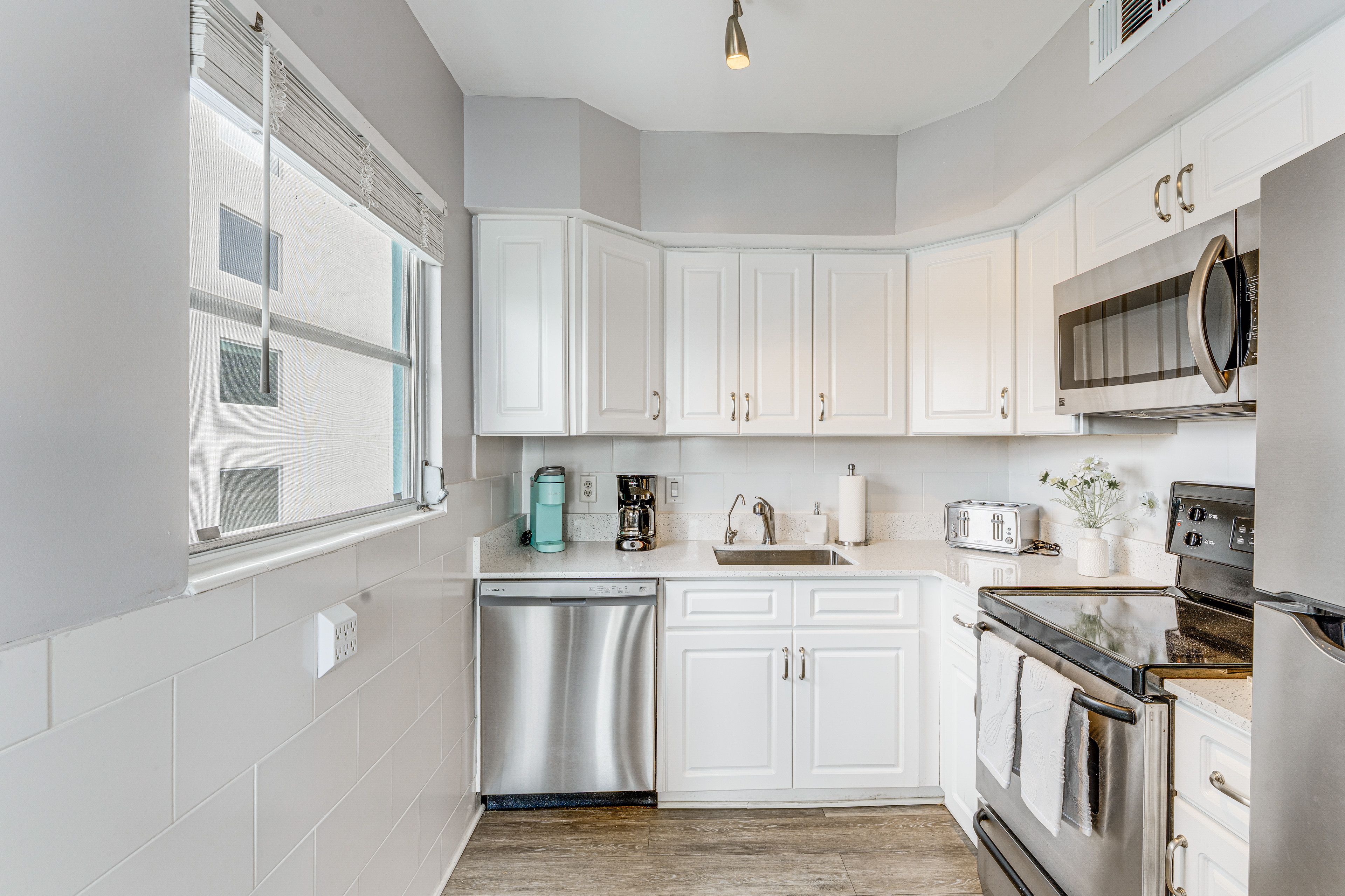 Kitchen | Refrigerator