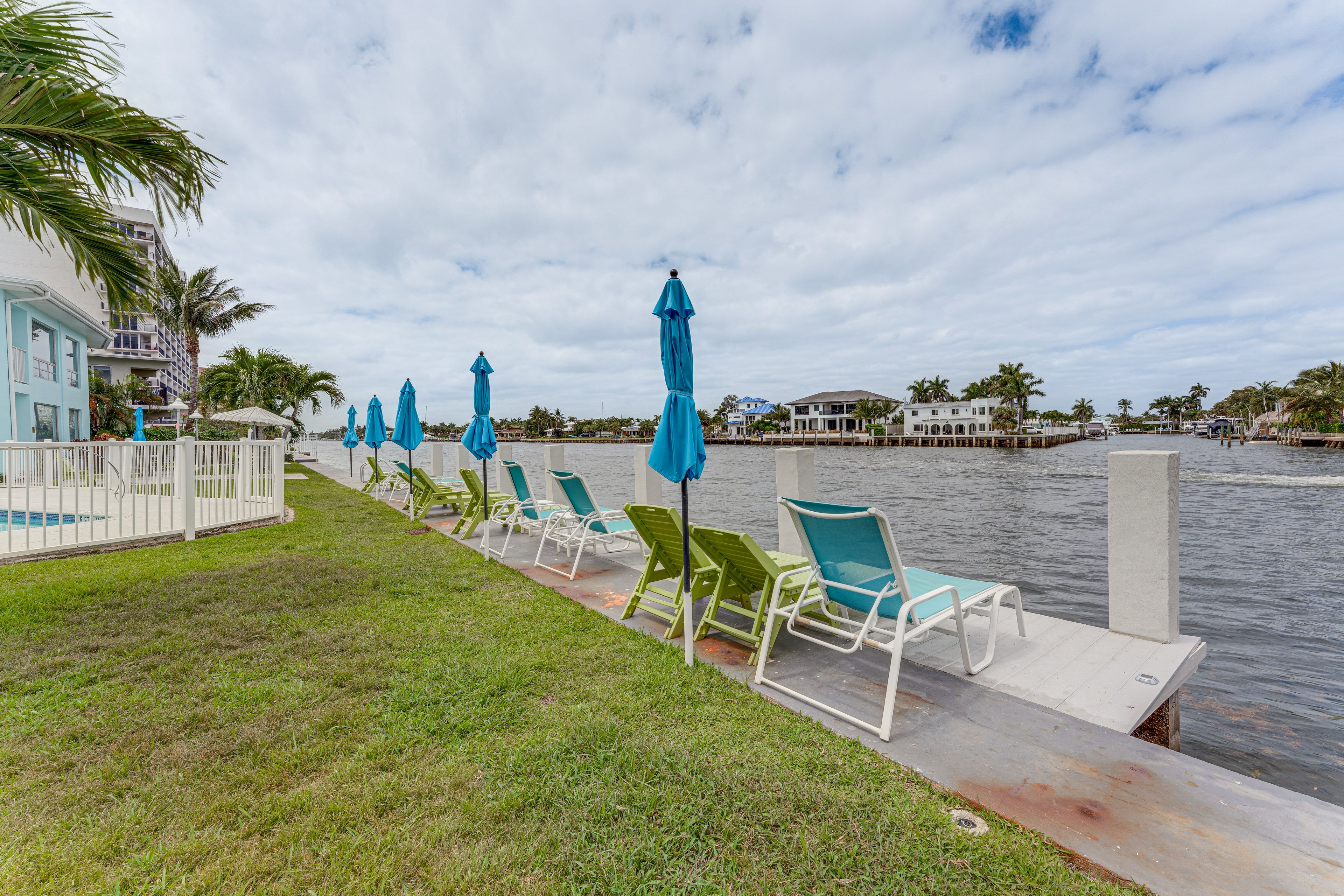Community Lounge Seating