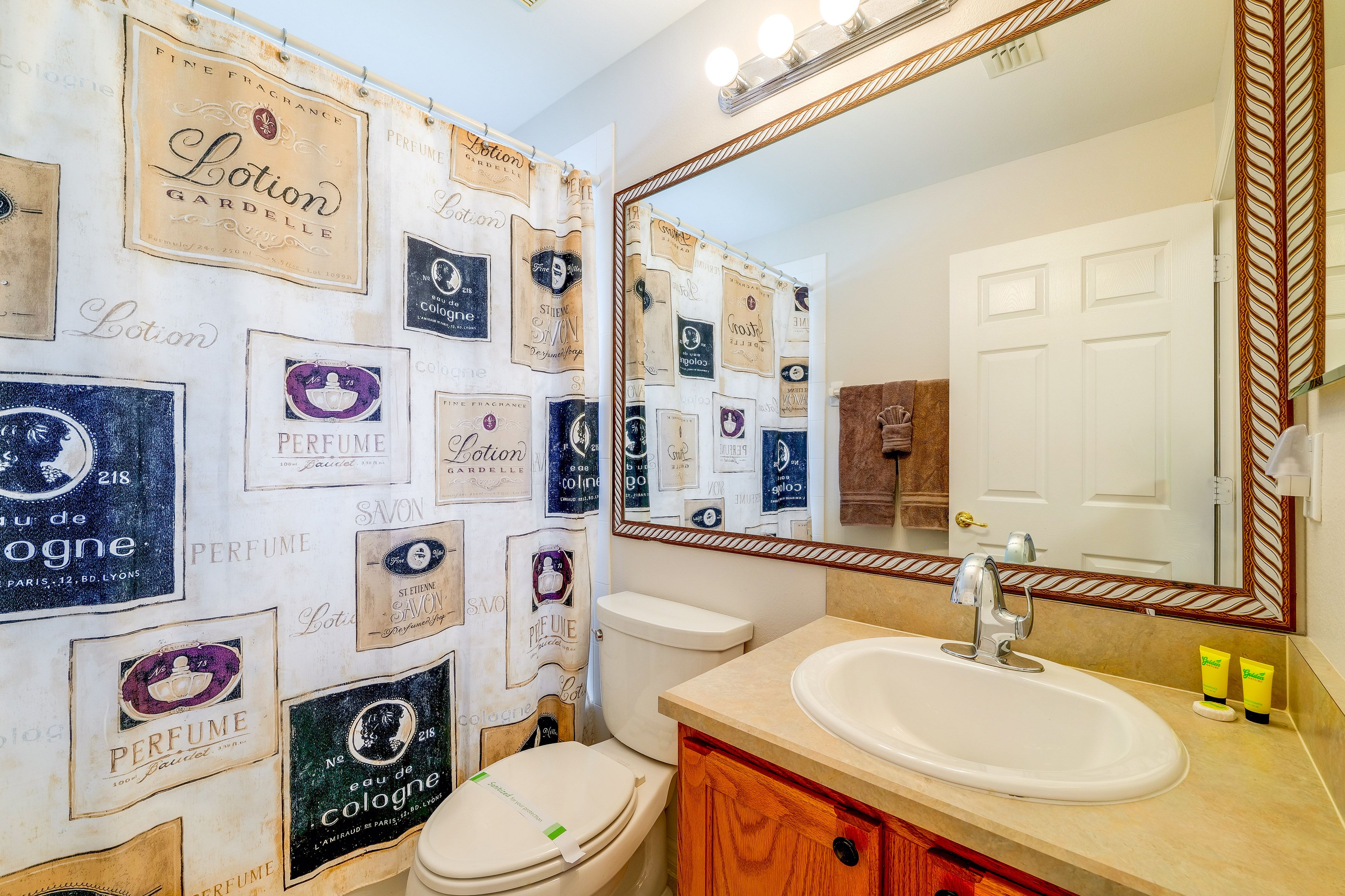 Full Bathroom