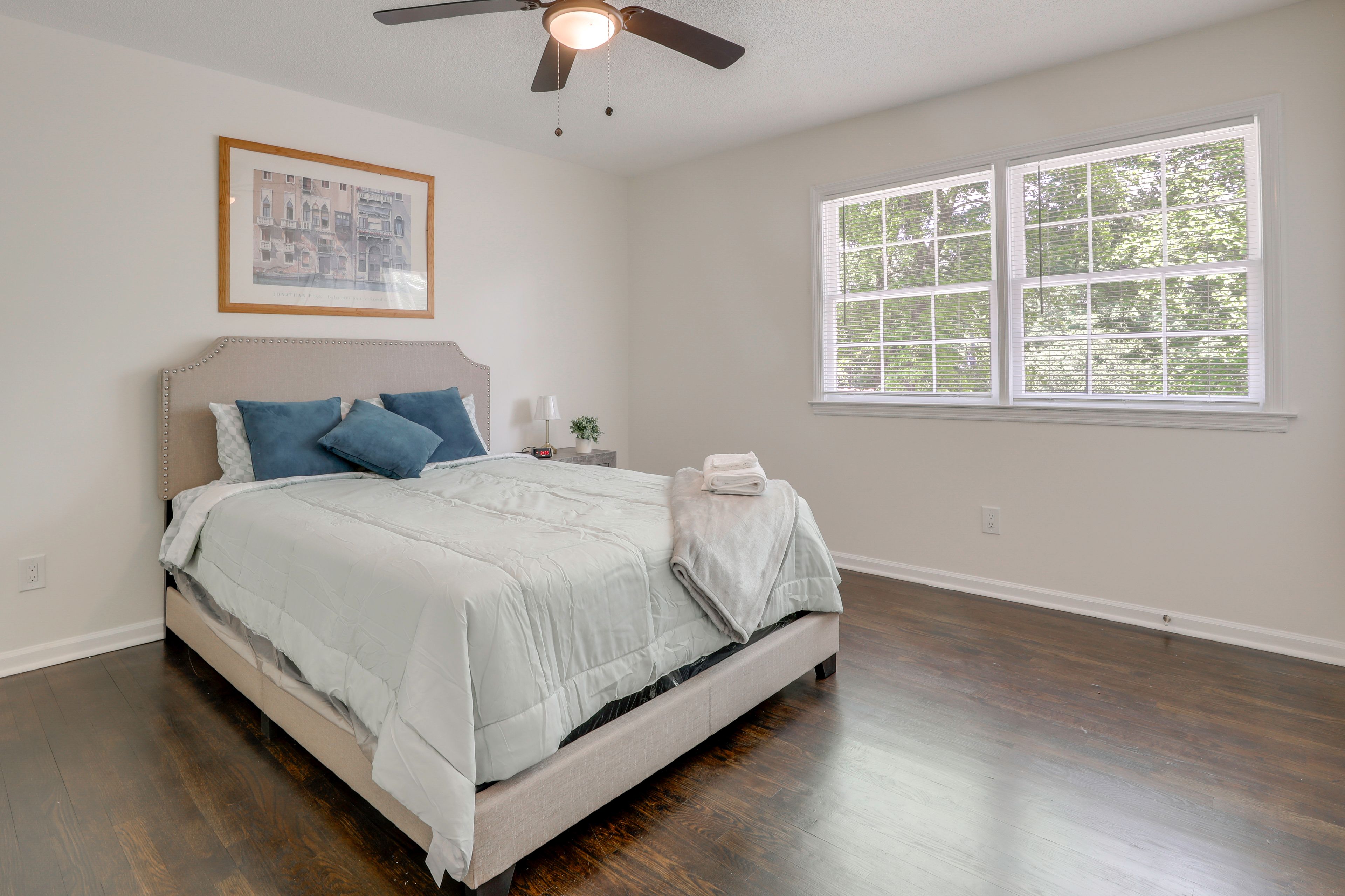 Bedroom 2 | Queen Bed | 2nd Floor