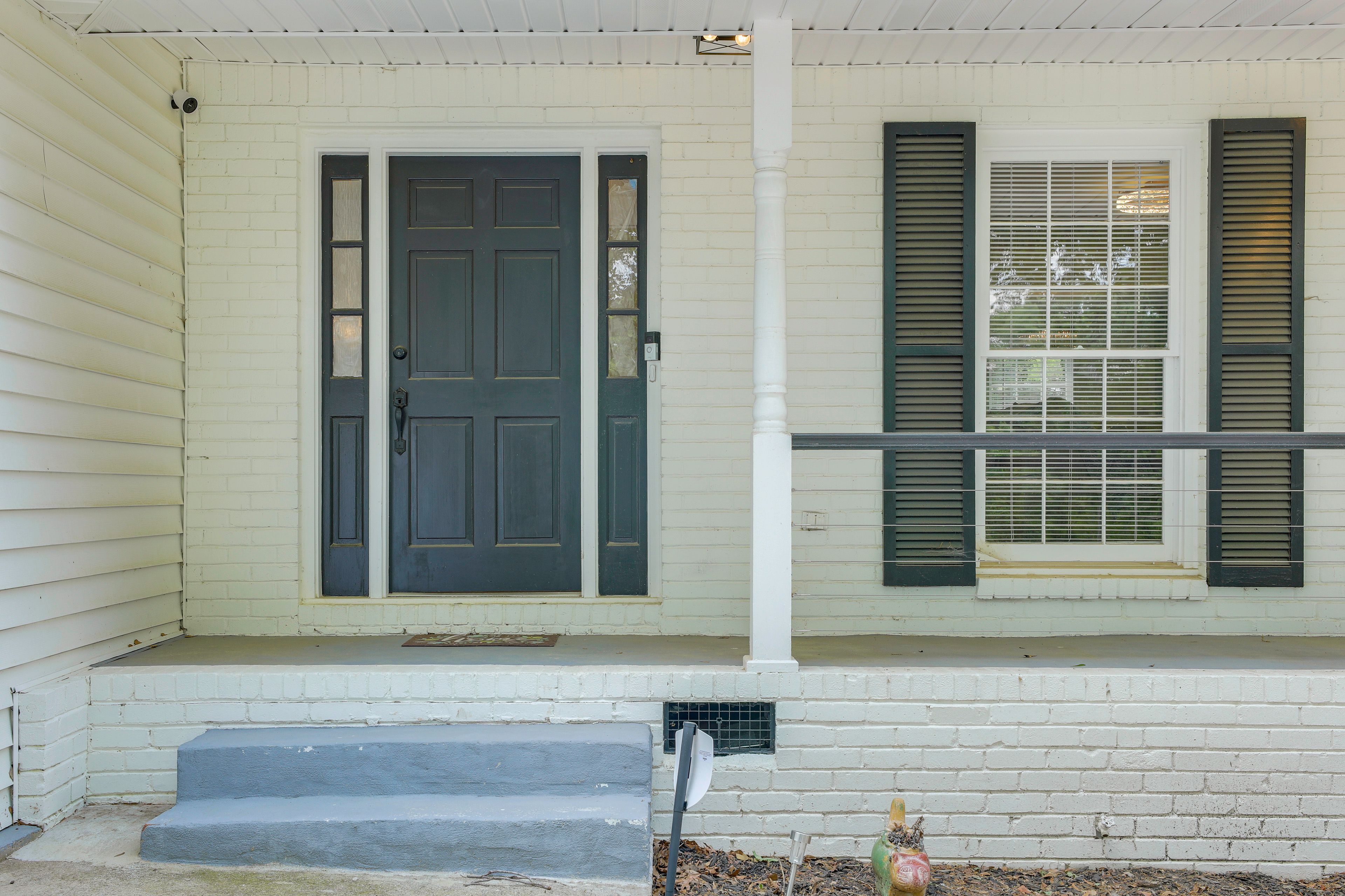 Front Porch | 4 Steps to Access