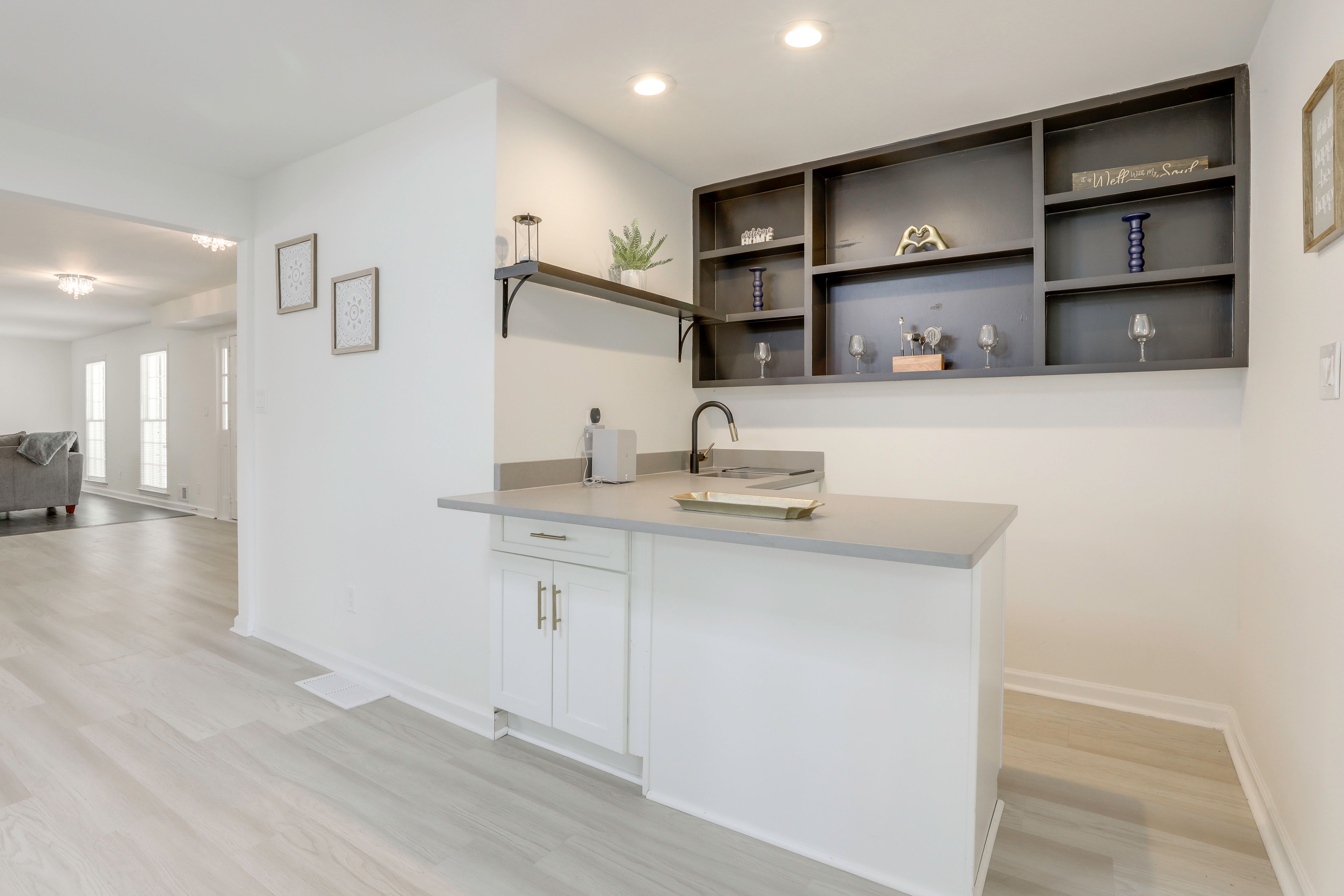 Wet Bar | 1st Floor