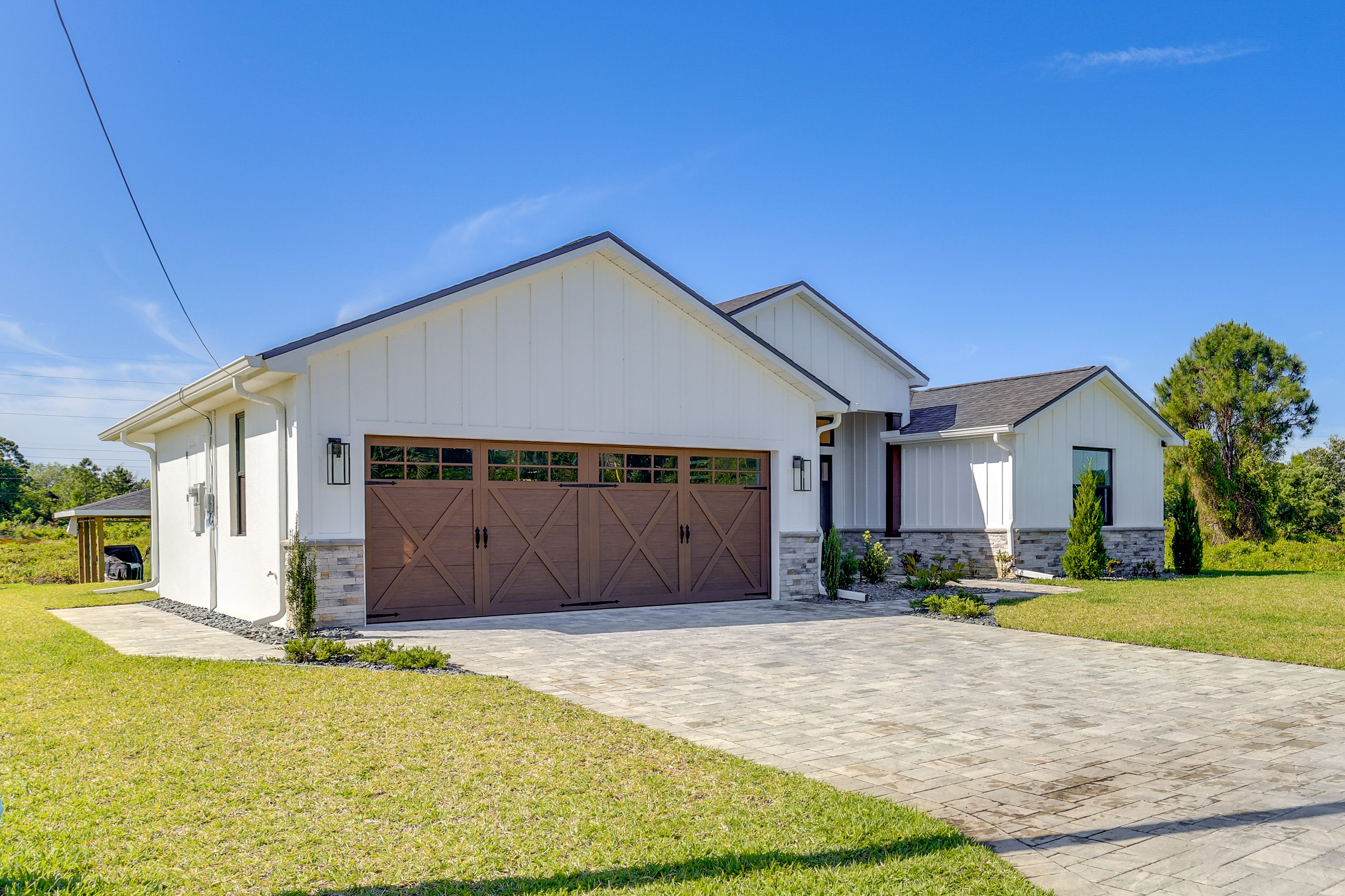 Parking | Garage (1 Vehicle) | Driveway (3 Vehicles)