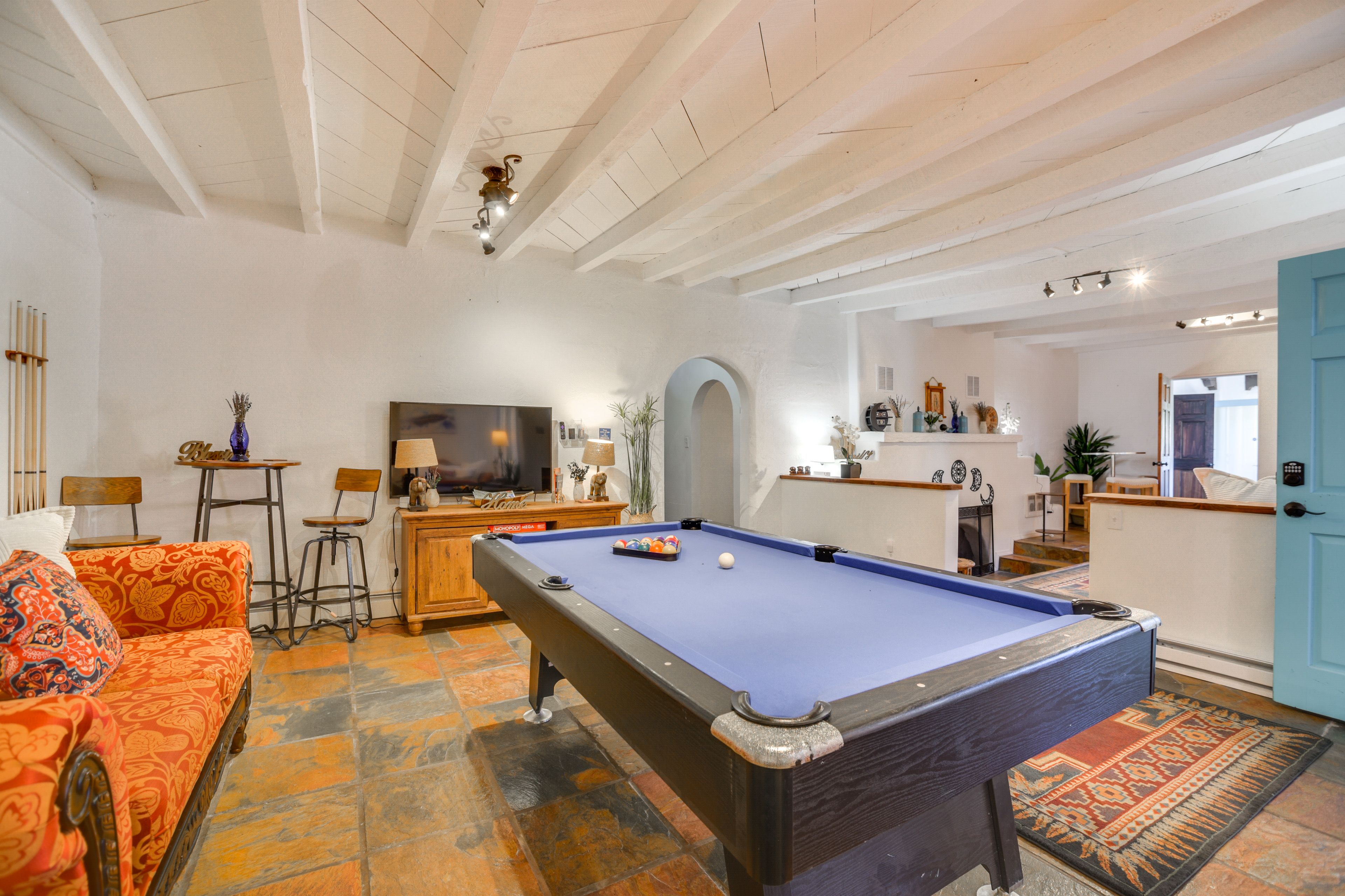 Recreation Area | Pool Table | Smart TV | Main Level